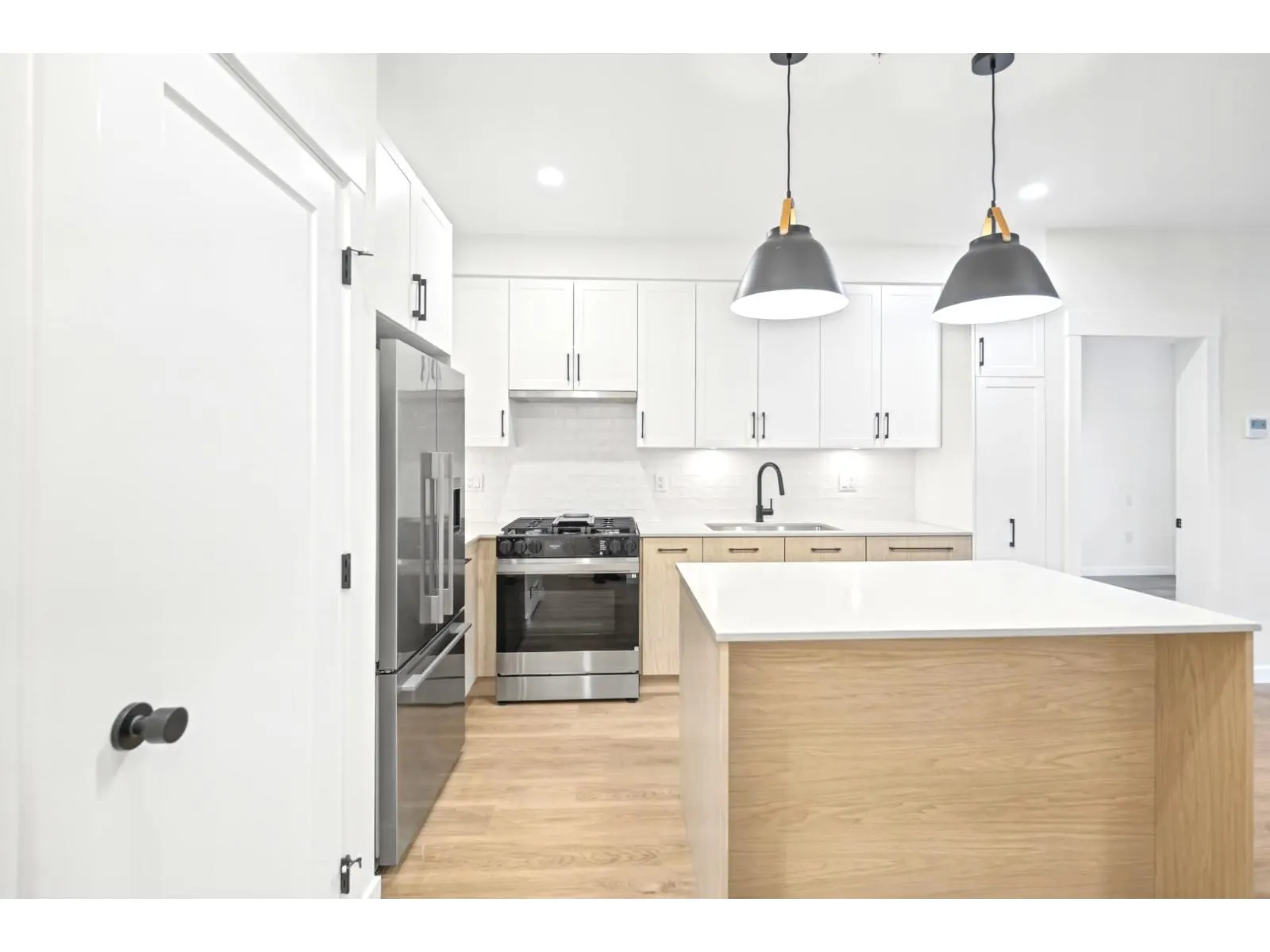 107 27249 ALDERGROVE TOWN CENTRE DRIVE