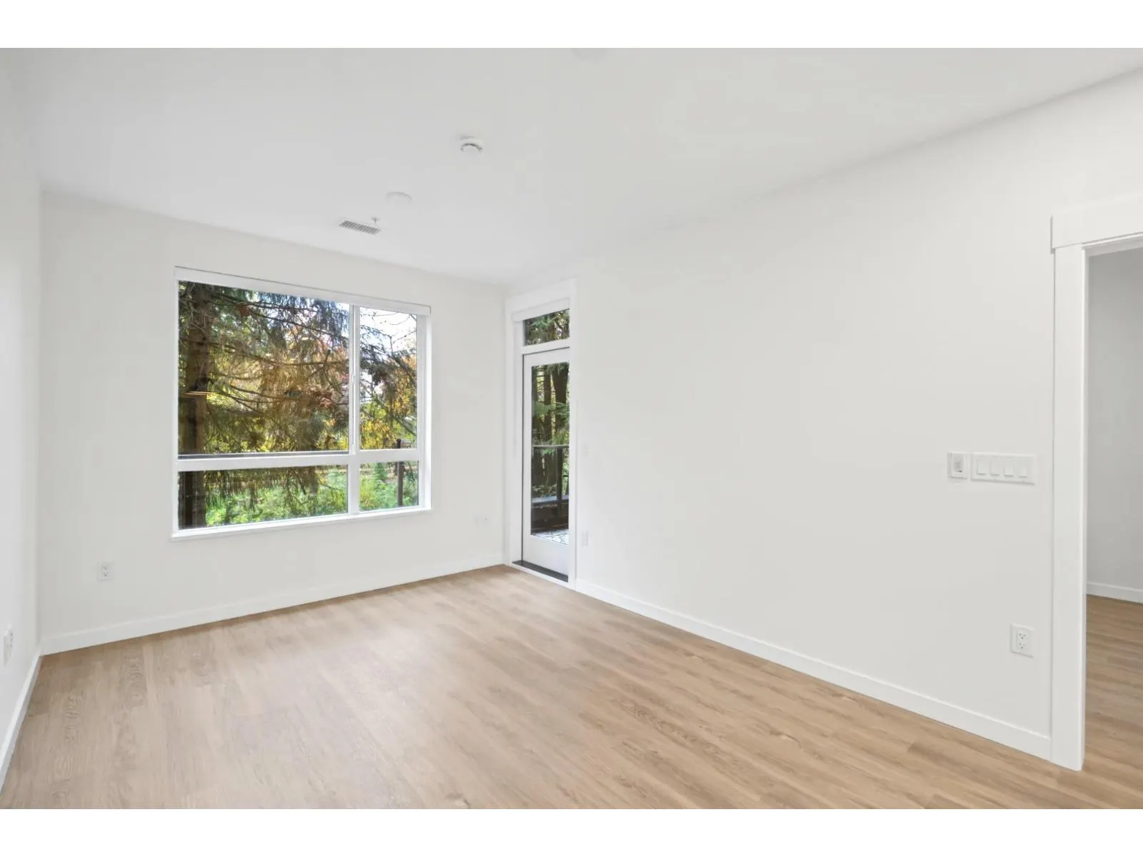 107 27249 ALDERGROVE TOWN CENTRE DRIVE