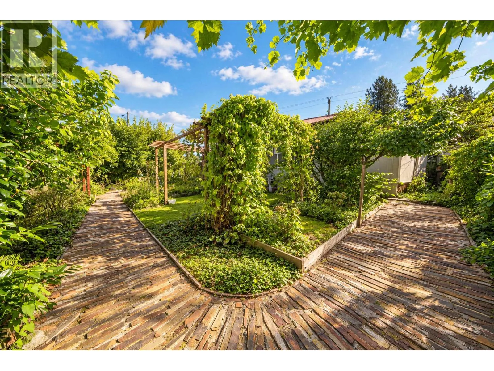 7288 INLET DRIVE