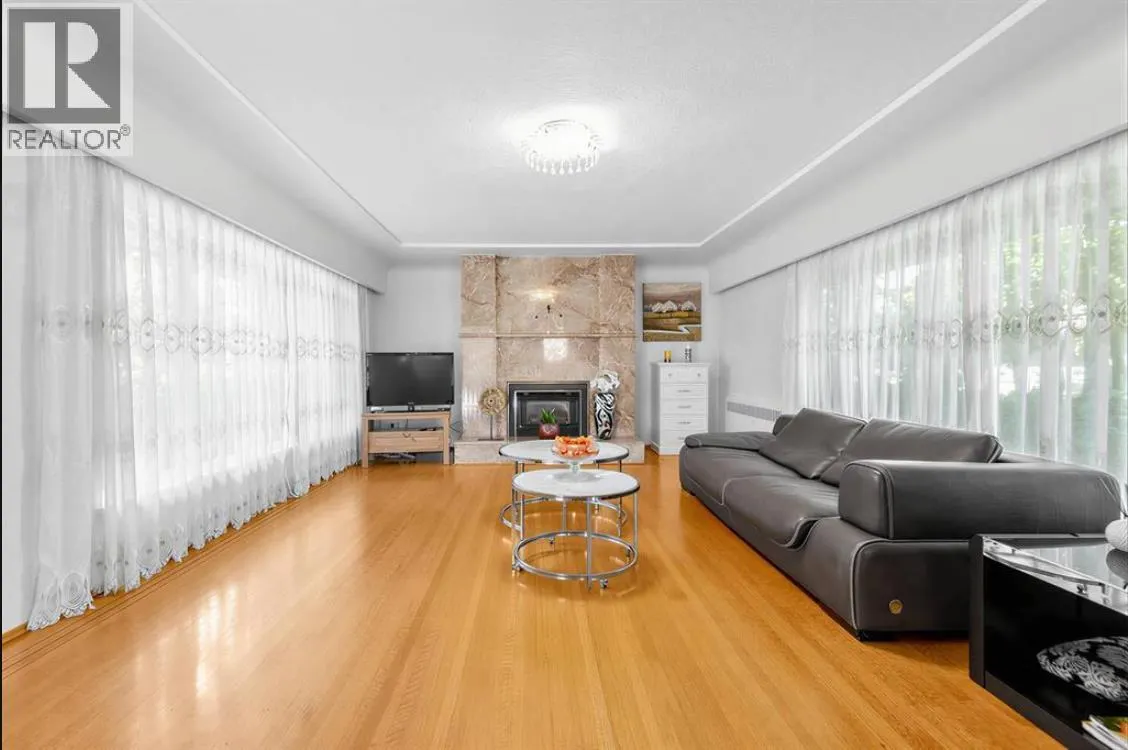 8295 ANGUS DRIVE