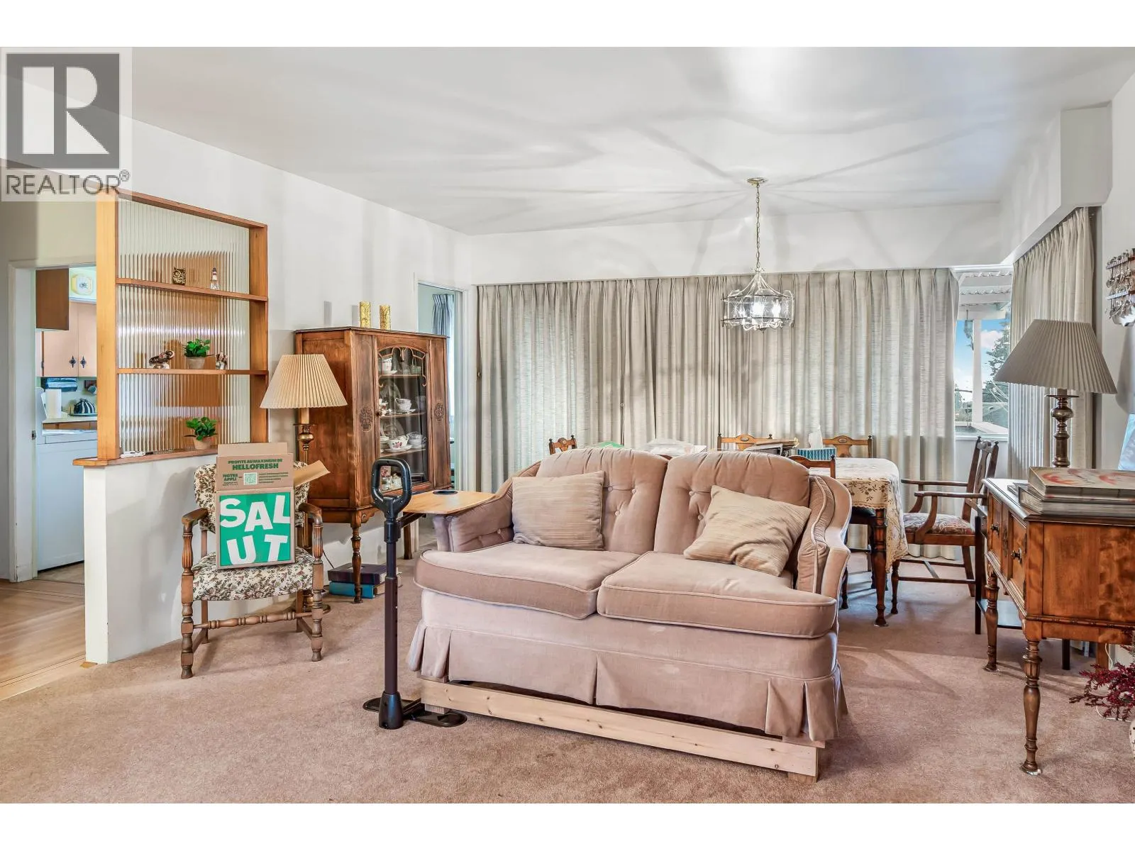 335 W 28TH STREET