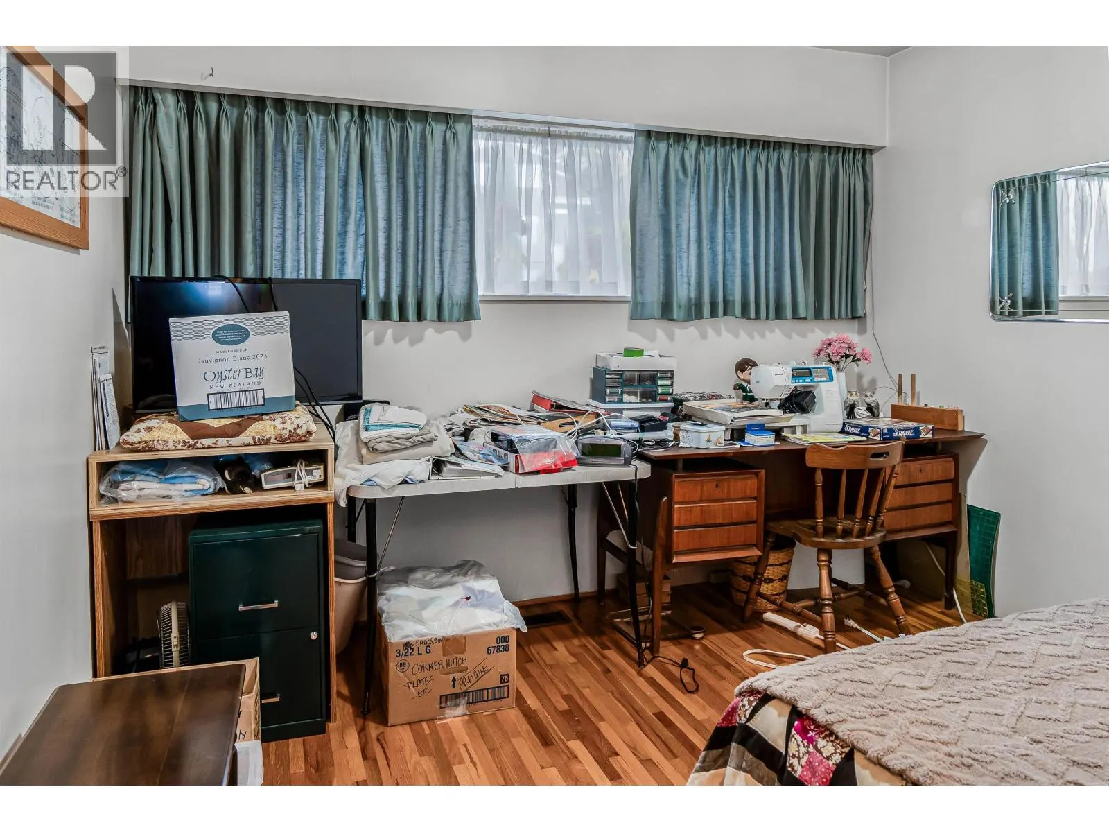335 W 28TH STREET