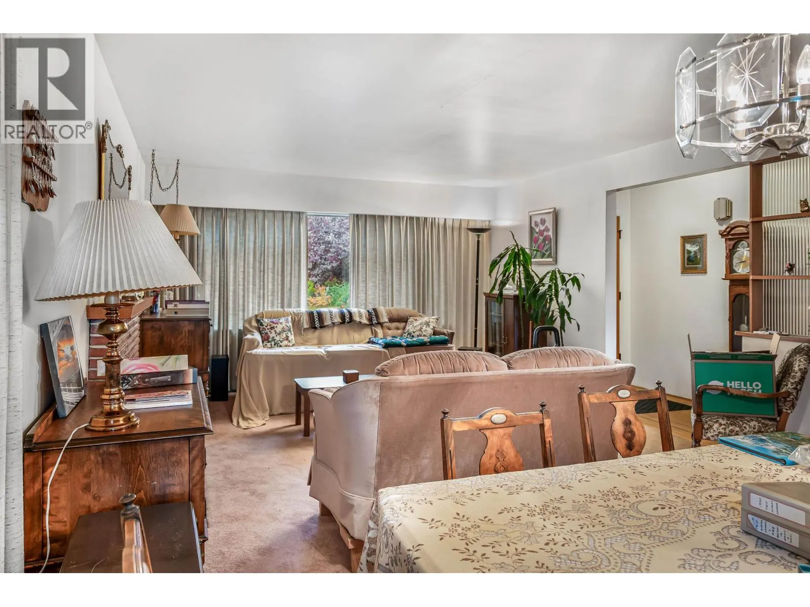 335 W 28TH STREET