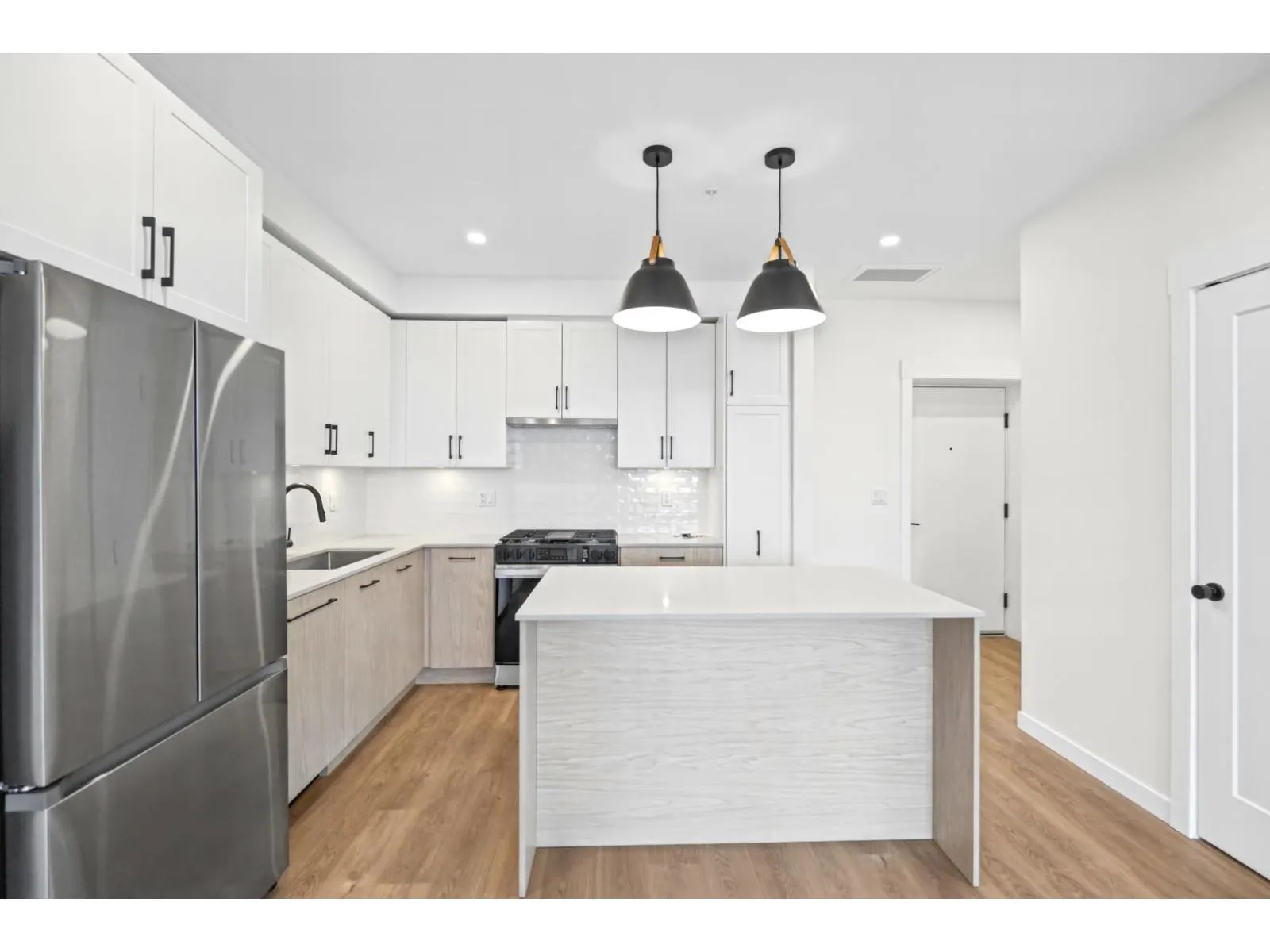 810 27254 ALDERGROVE TOWN CENTRE DRIVE