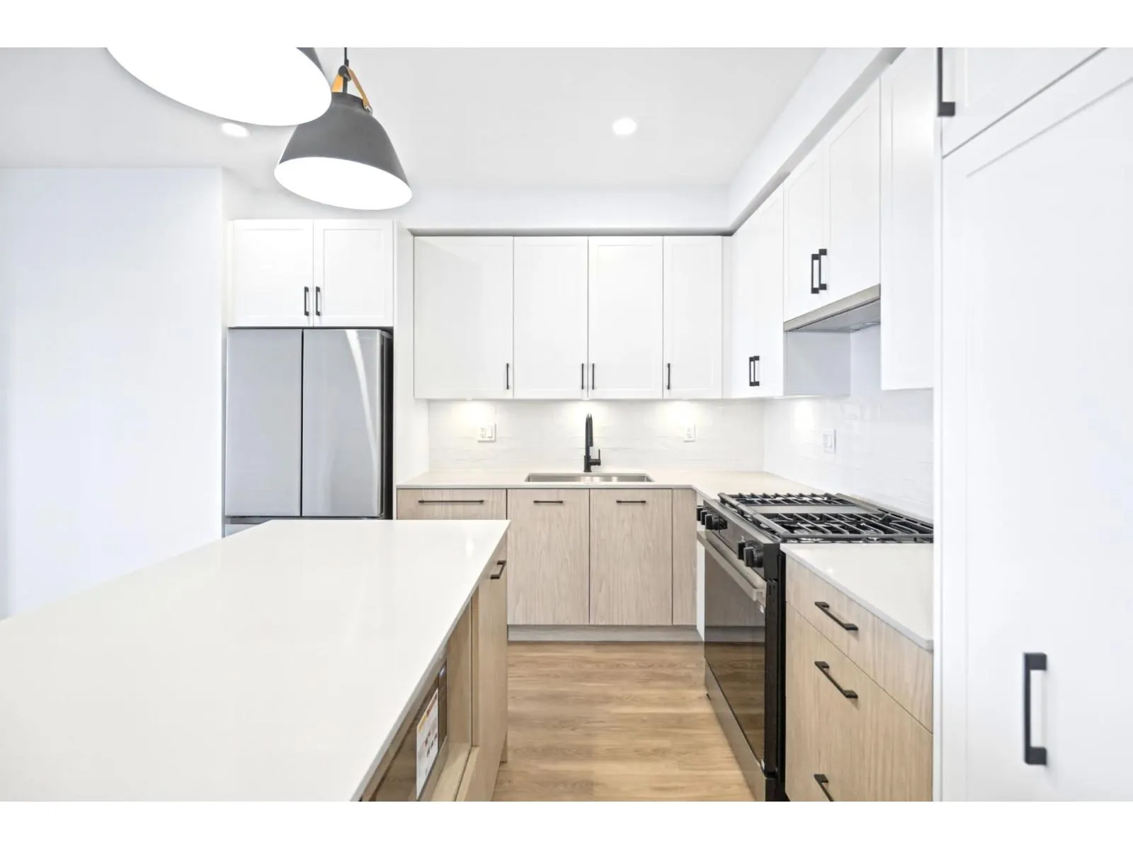 810 27254 ALDERGROVE TOWN CENTRE DRIVE