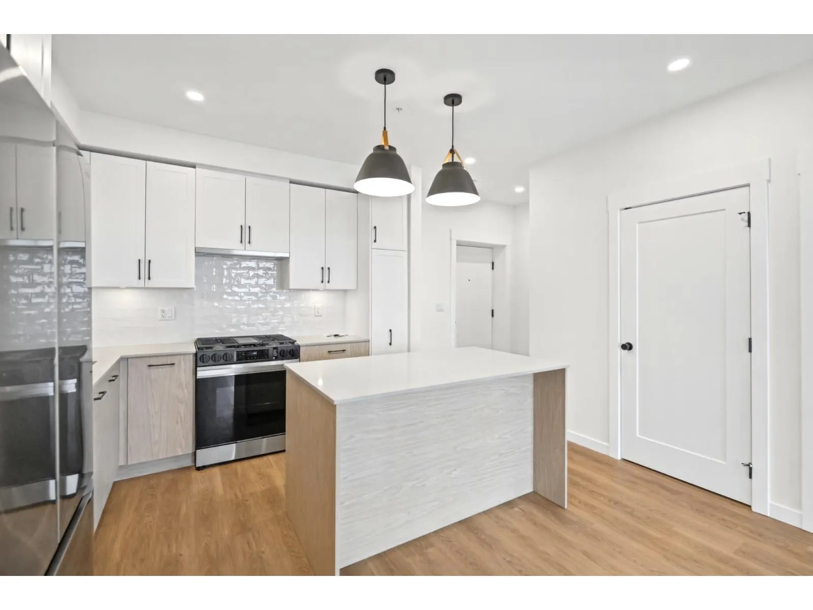 810 27254 ALDERGROVE TOWN CENTRE DRIVE