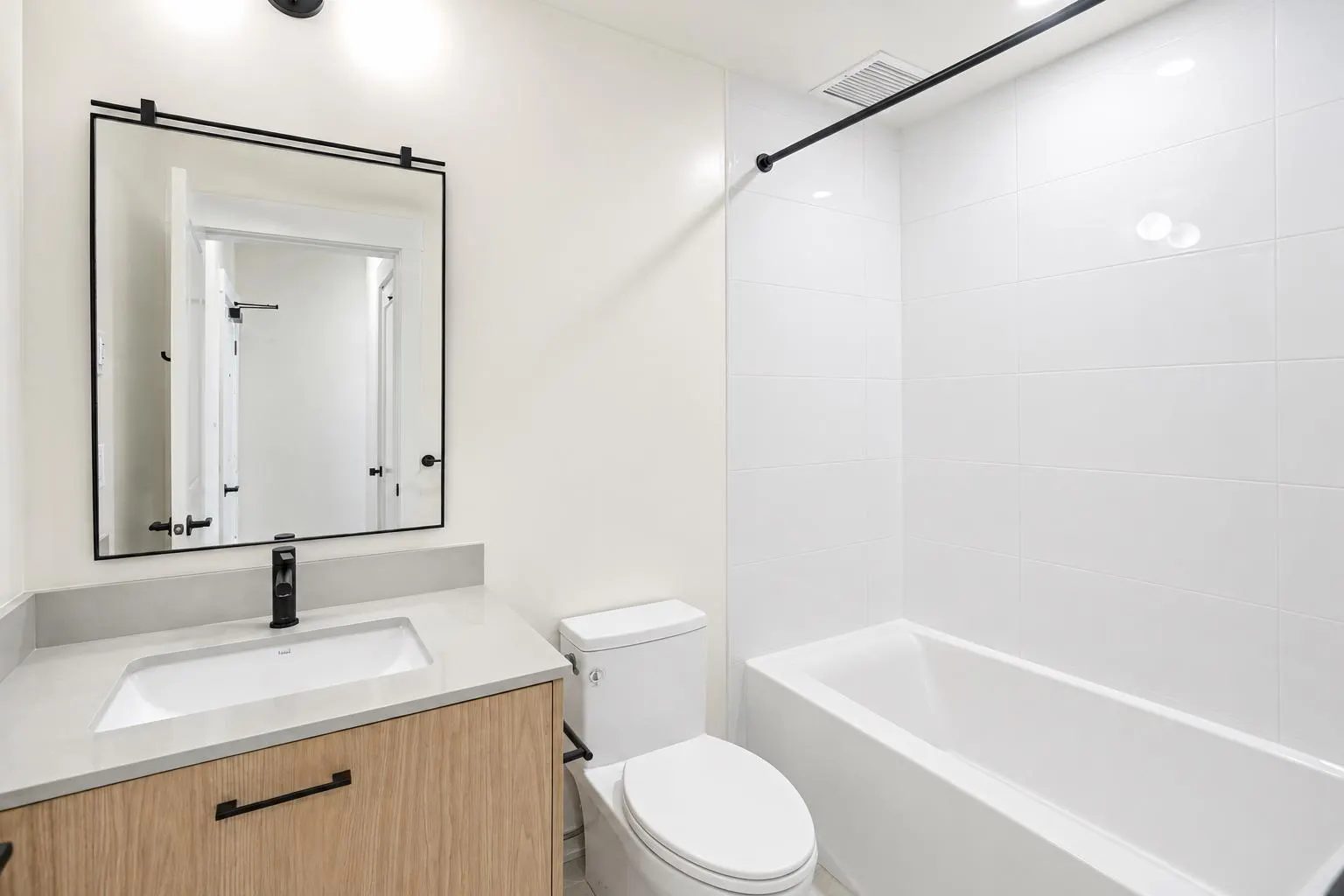 709 27254 ALDERGROVE TOWN CENTRE DRIVE