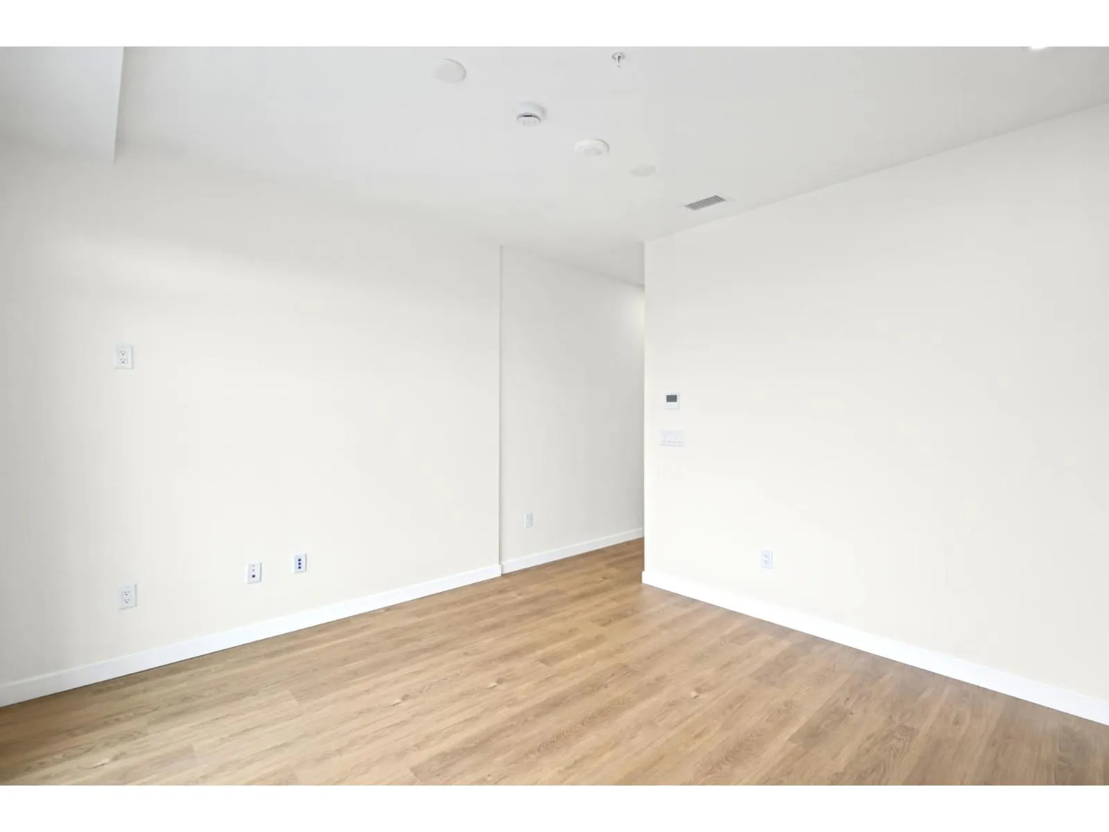 709 27254 ALDERGROVE TOWN CENTRE DRIVE