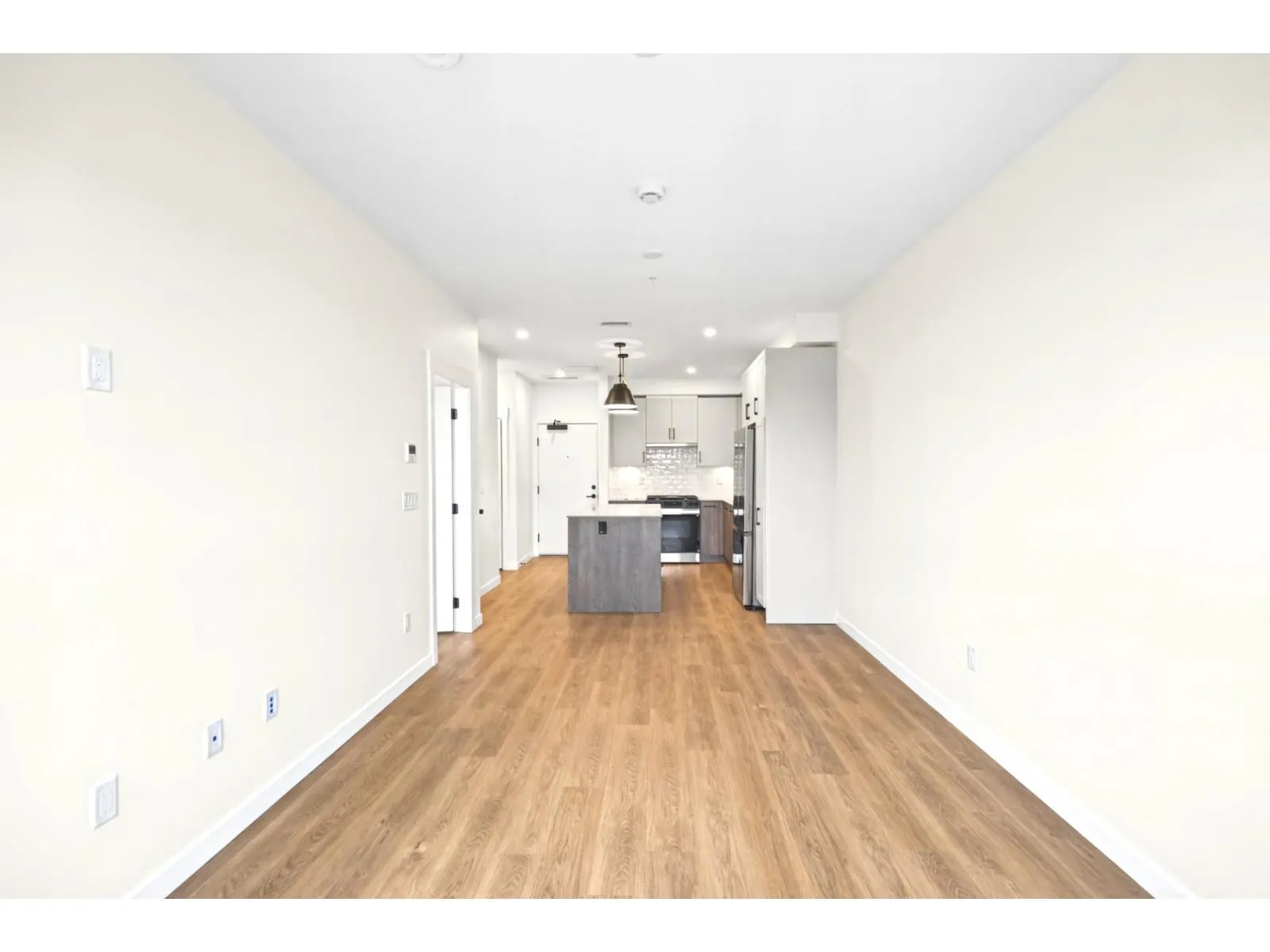 703 27254 ALDERGROVE TOWN CENTRE DRIVE