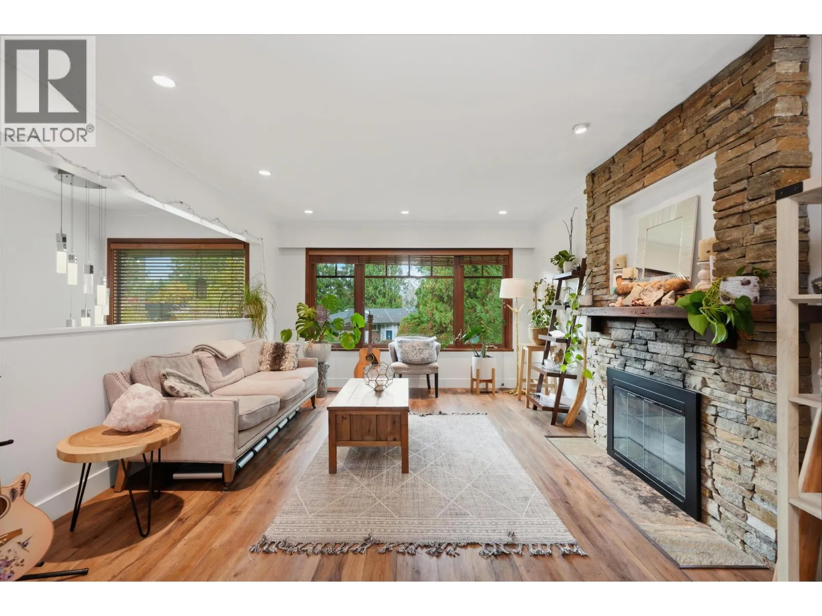 444 EVERGREEN PLACE