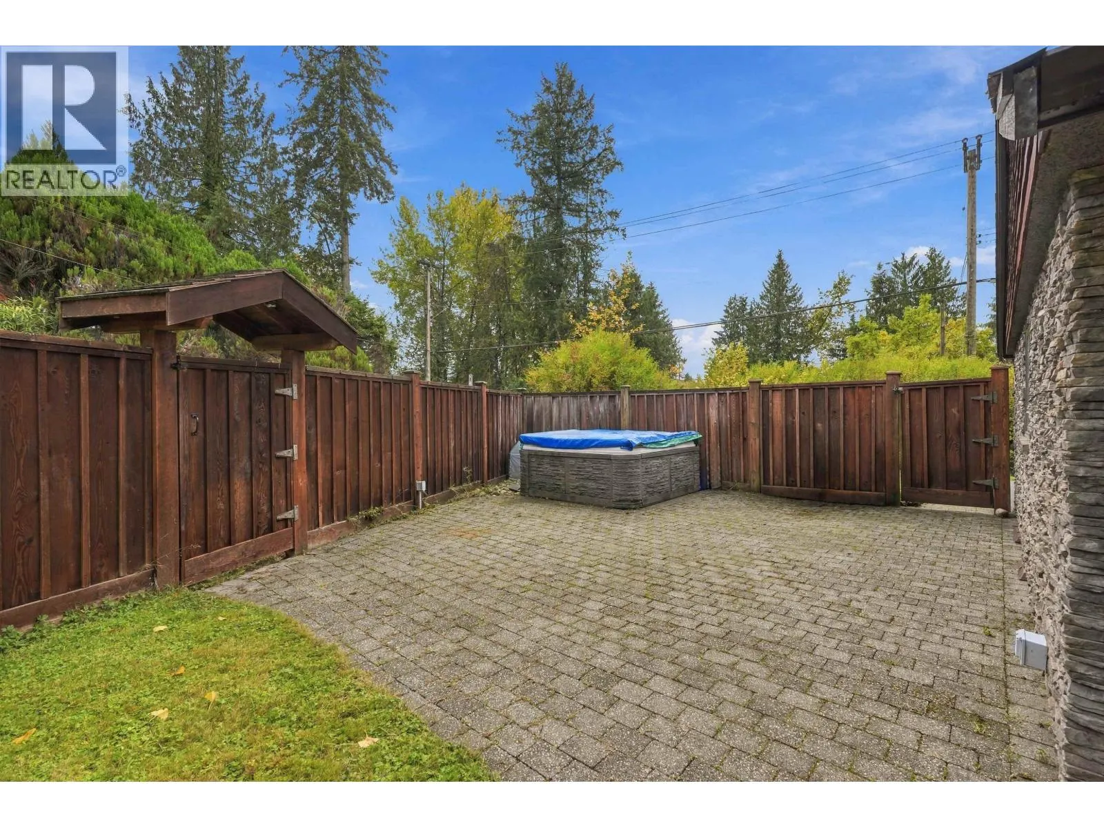 444 EVERGREEN PLACE