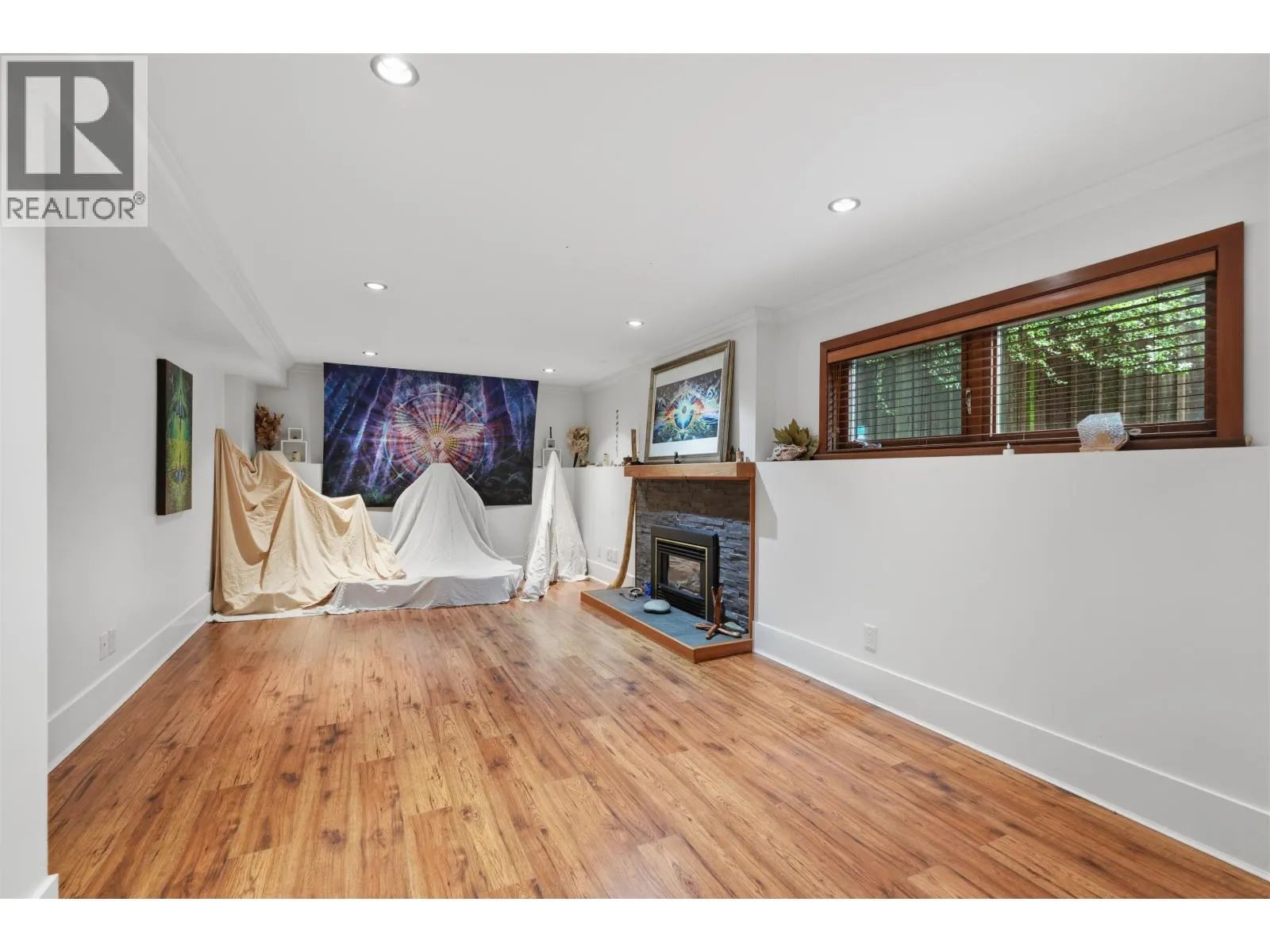 444 EVERGREEN PLACE
