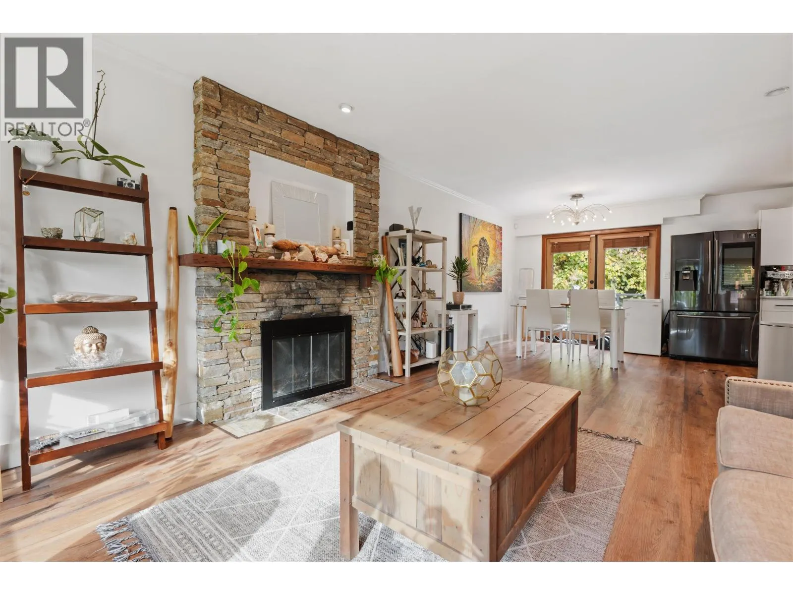 444 EVERGREEN PLACE