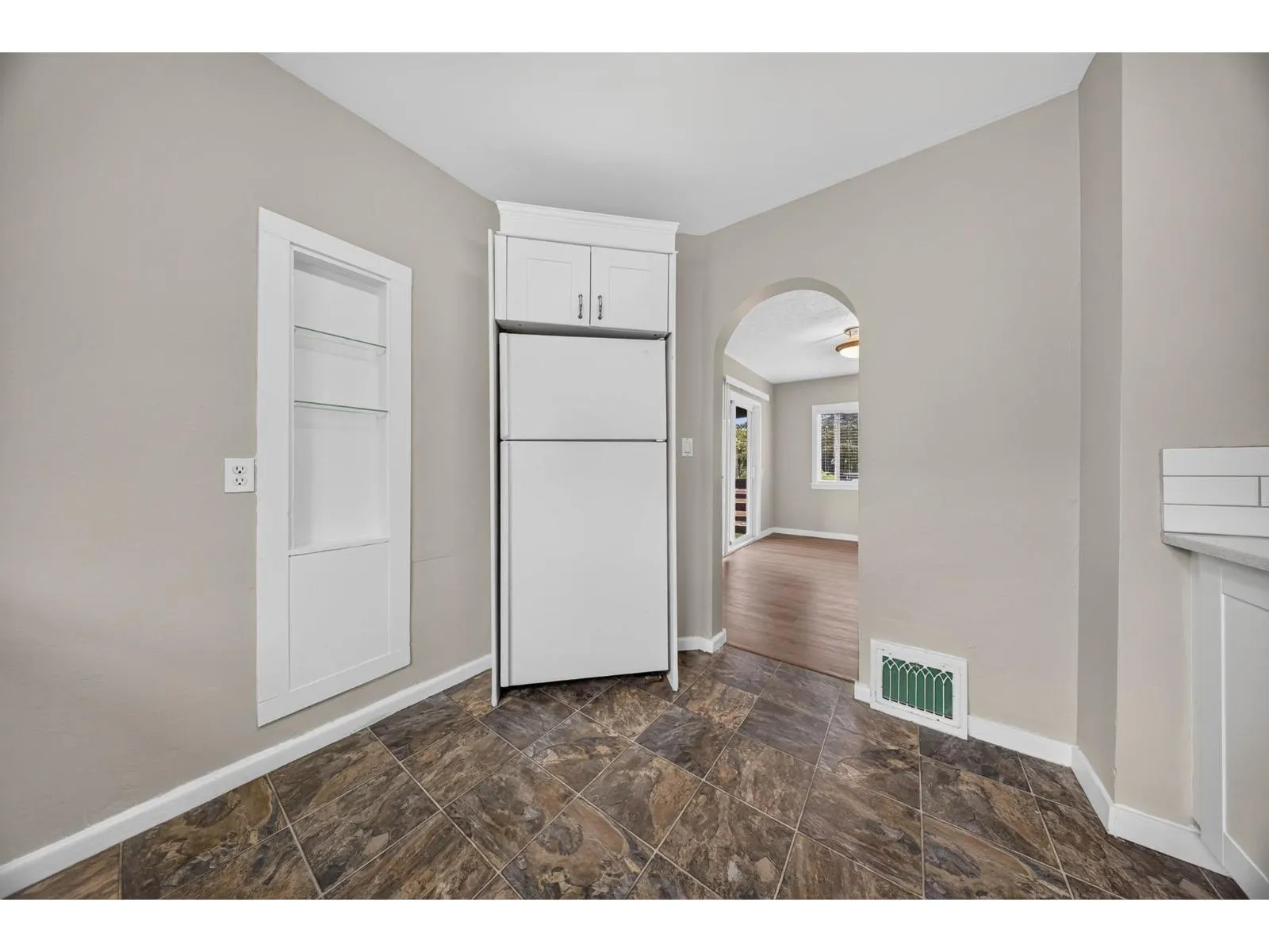 46199 SECOND AVENUE|Chilliwack Proper East