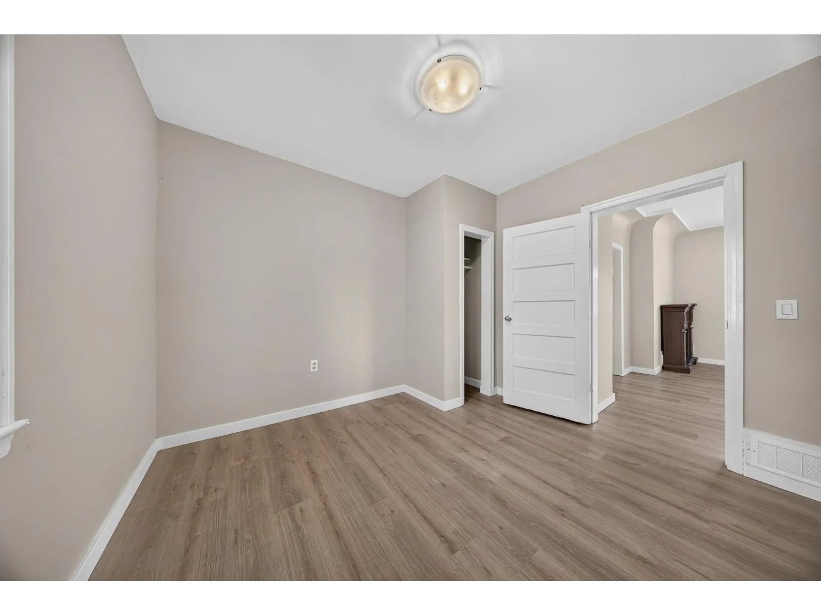46199 SECOND AVENUE|Chilliwack Proper East