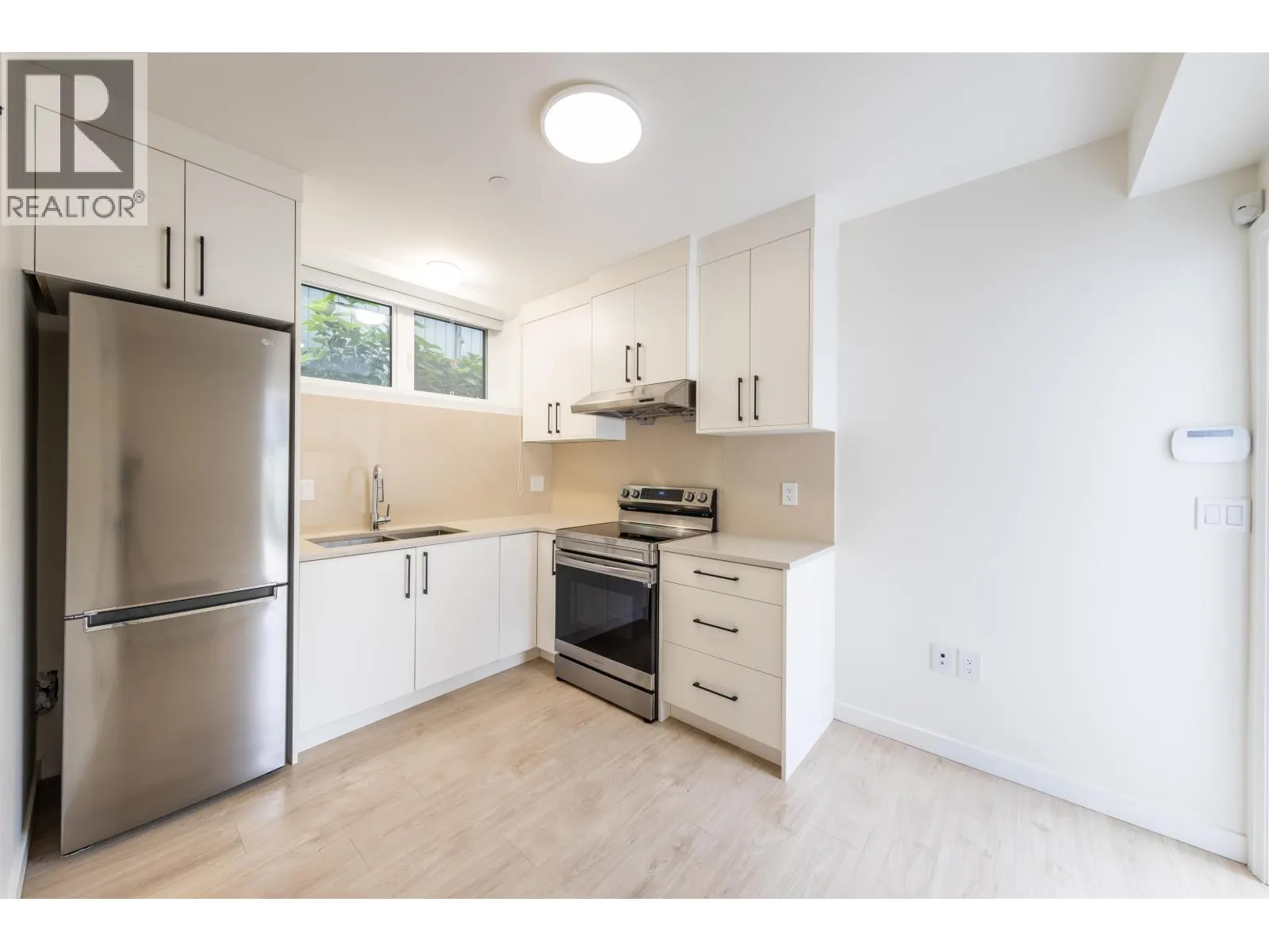 2755 W 38TH AVENUE