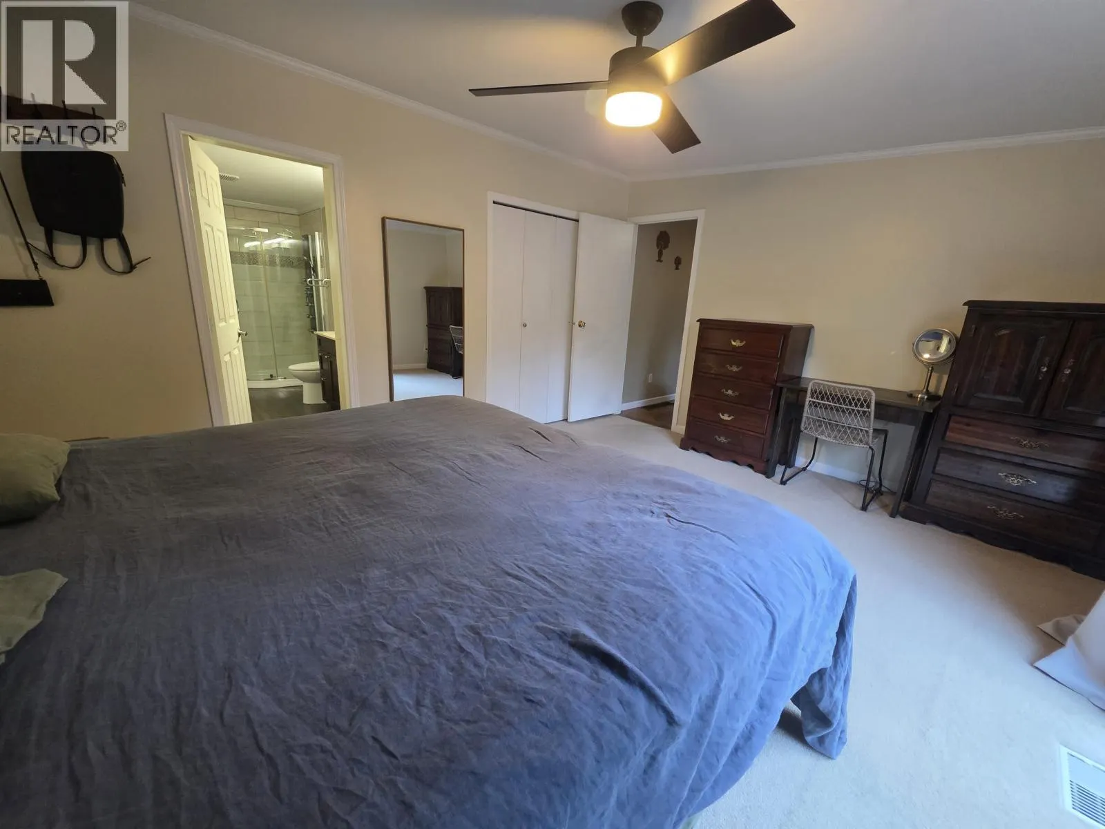 328 OLD LAKELSE LAKE DRIVE