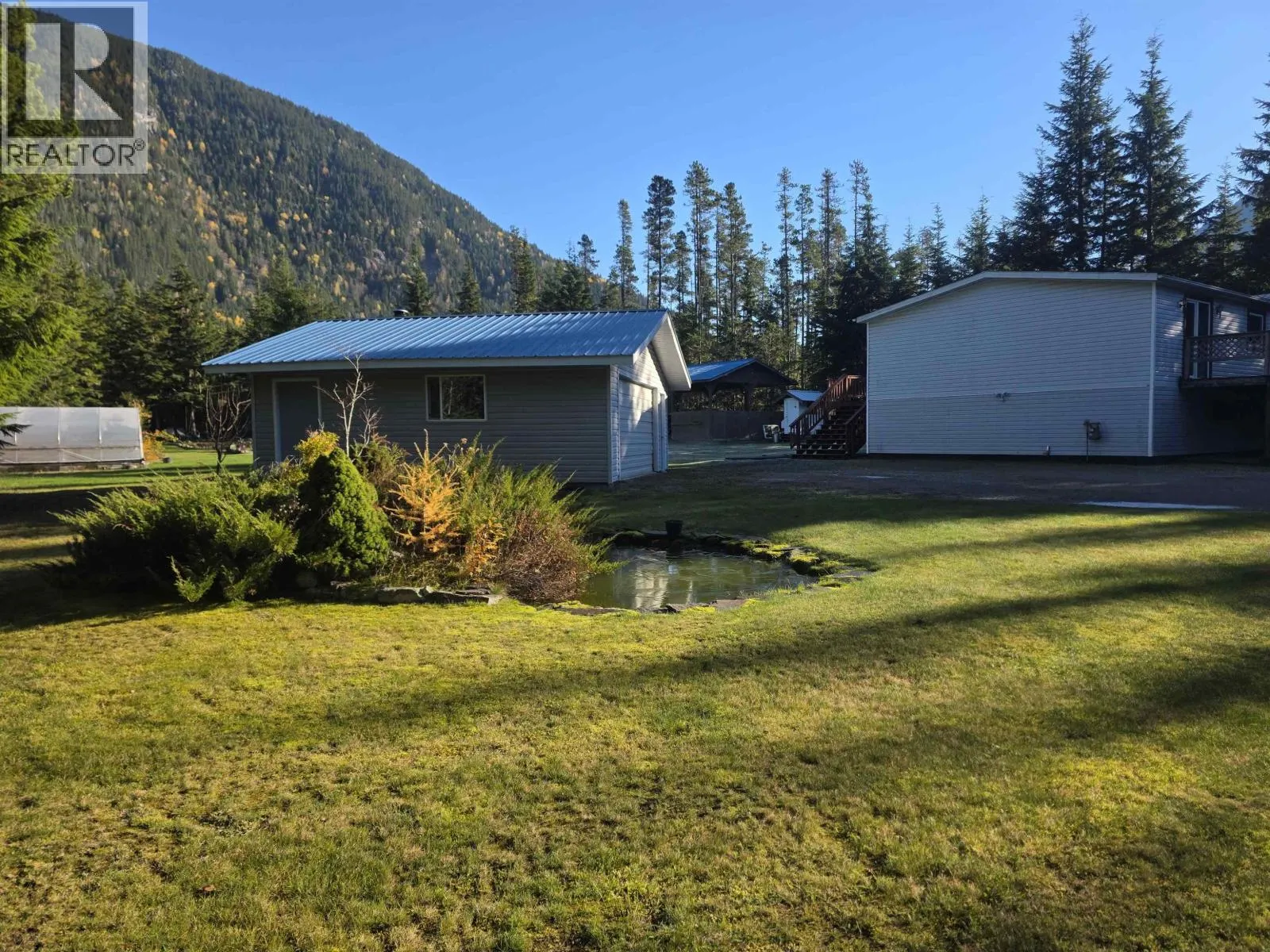 328 OLD LAKELSE LAKE DRIVE