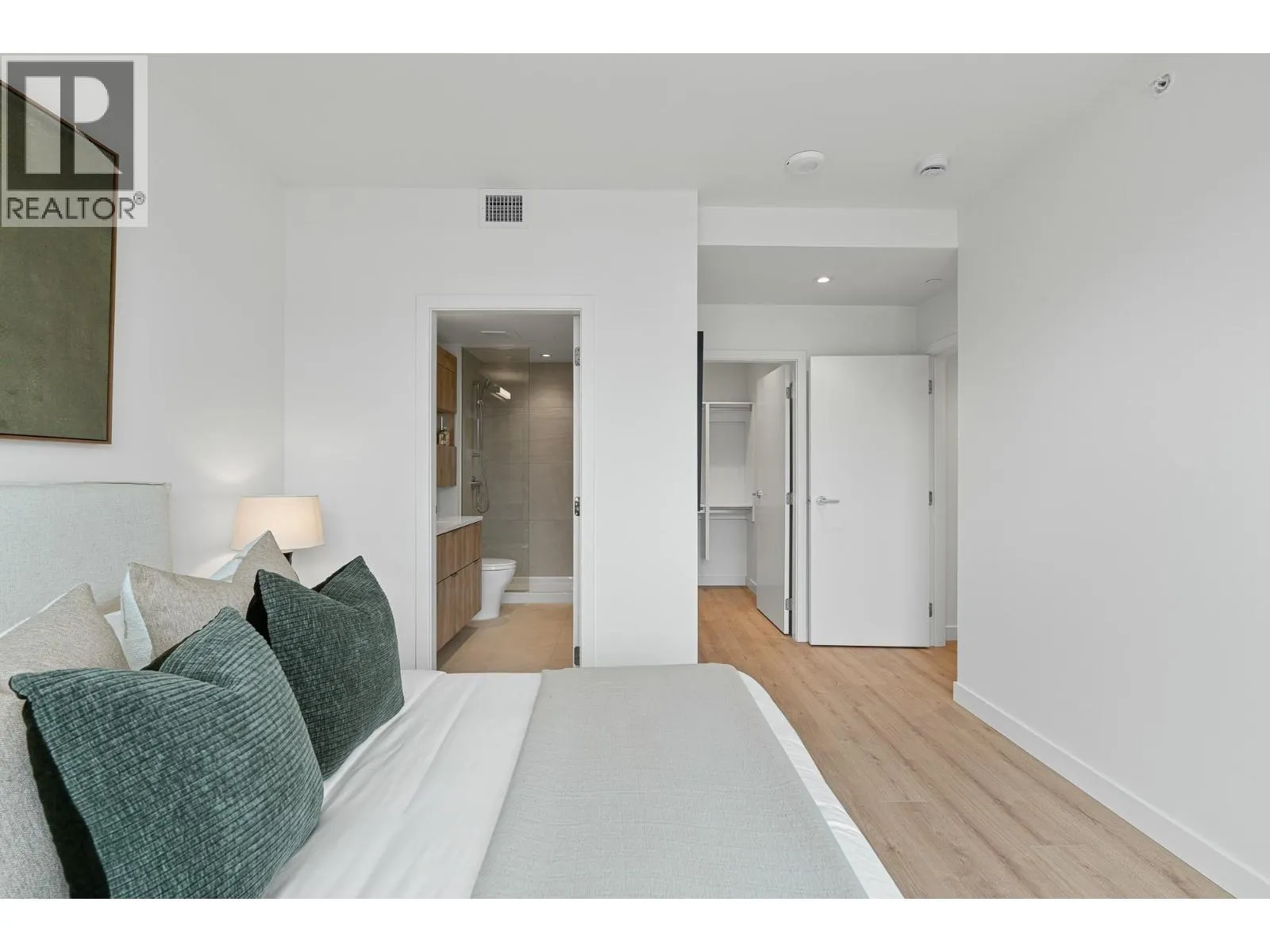 70* 755 HARBOURSIDE DRIVE