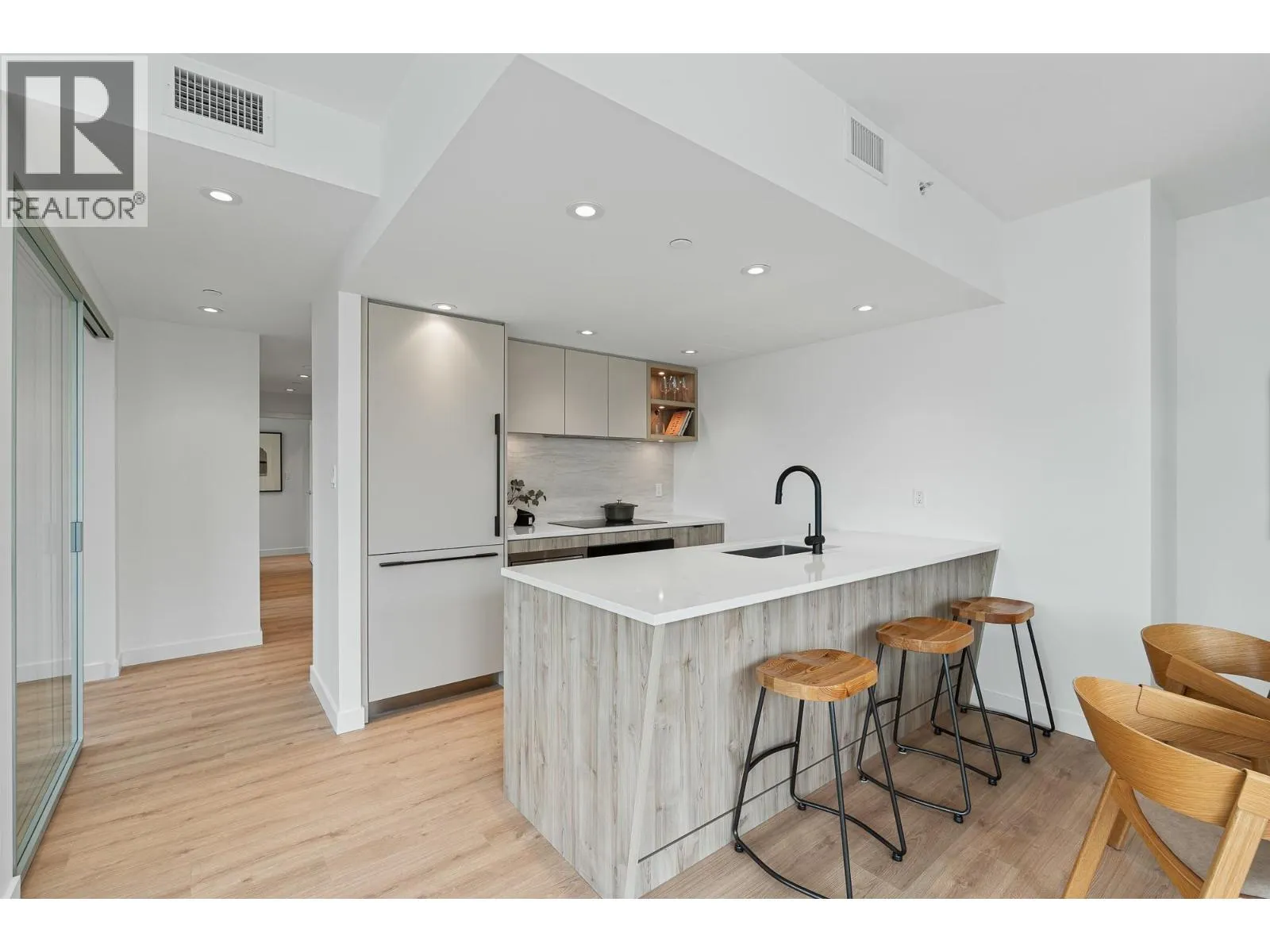 70* 755 HARBOURSIDE DRIVE