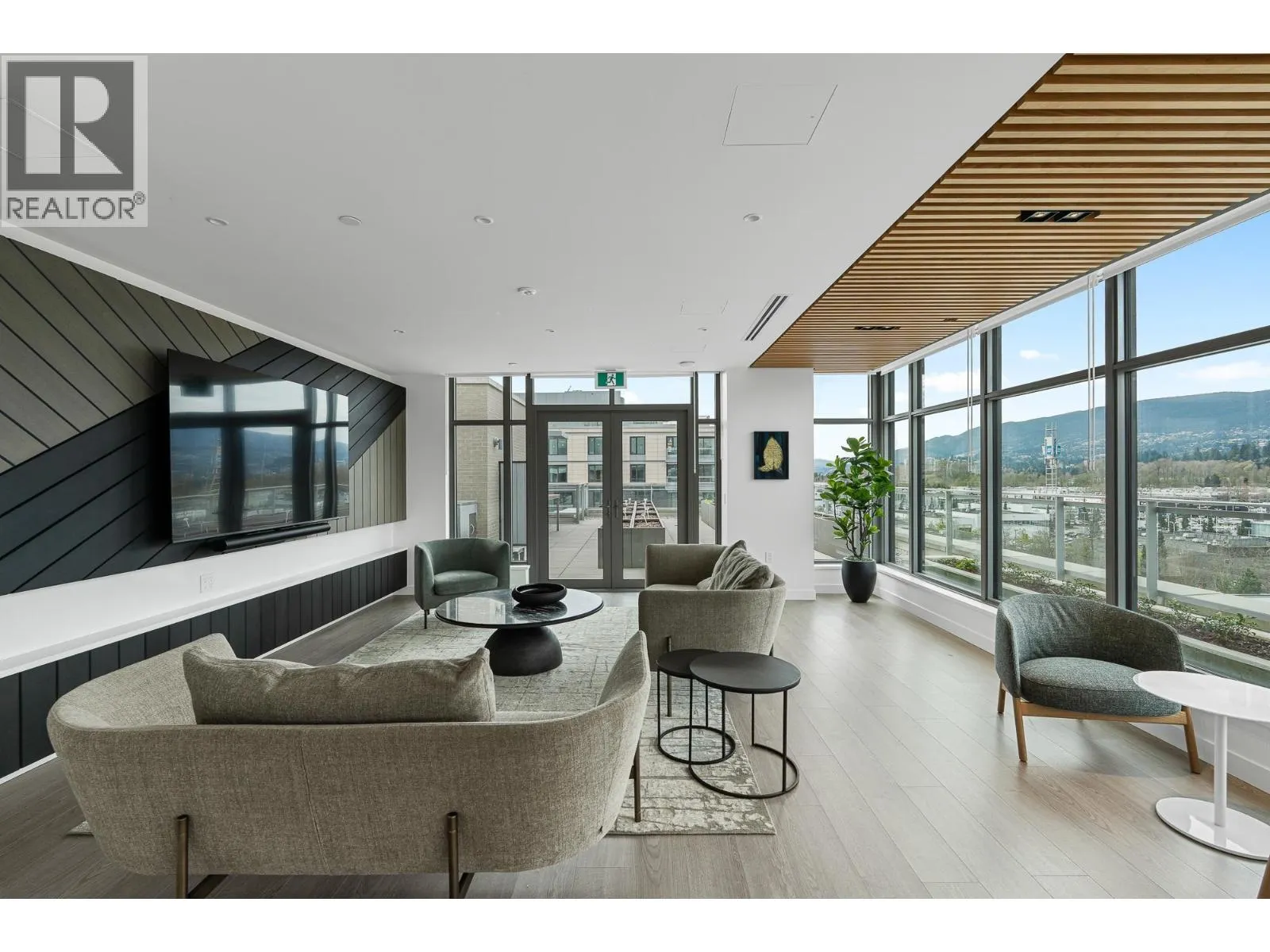 70* 755 HARBOURSIDE DRIVE