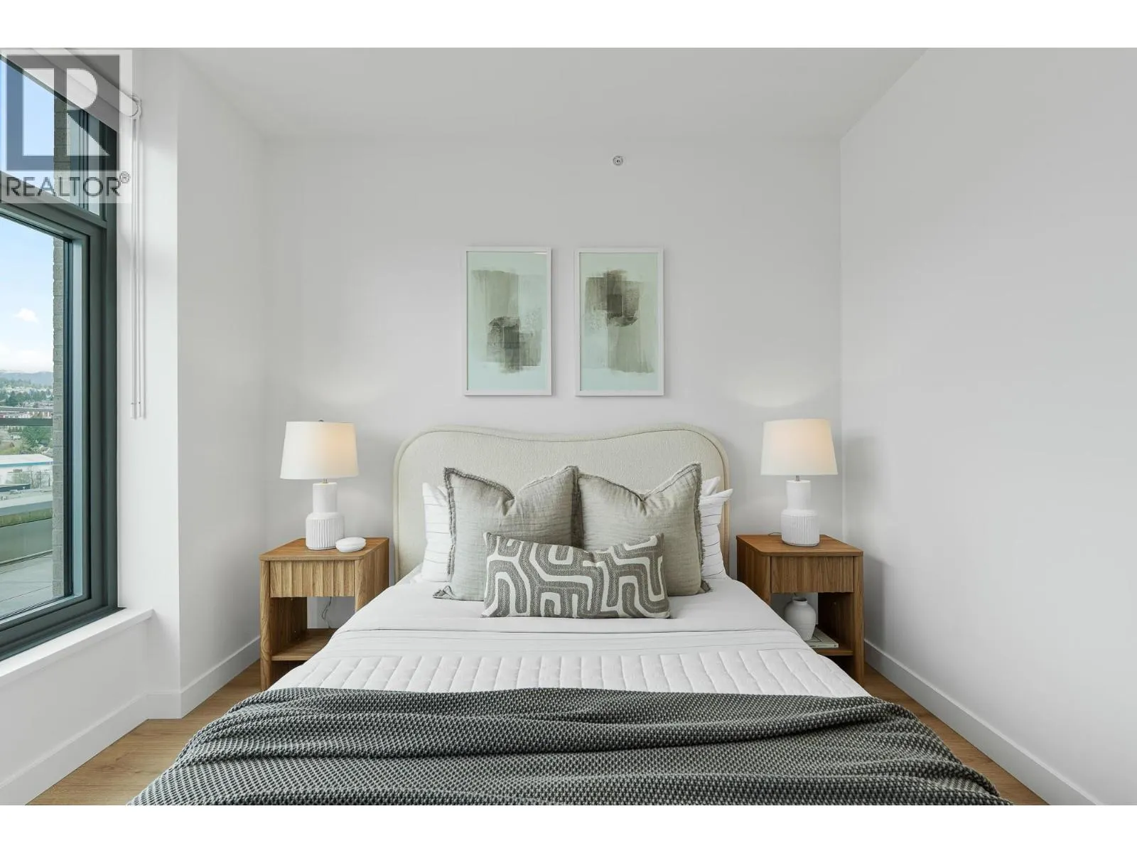 70* 755 HARBOURSIDE DRIVE
