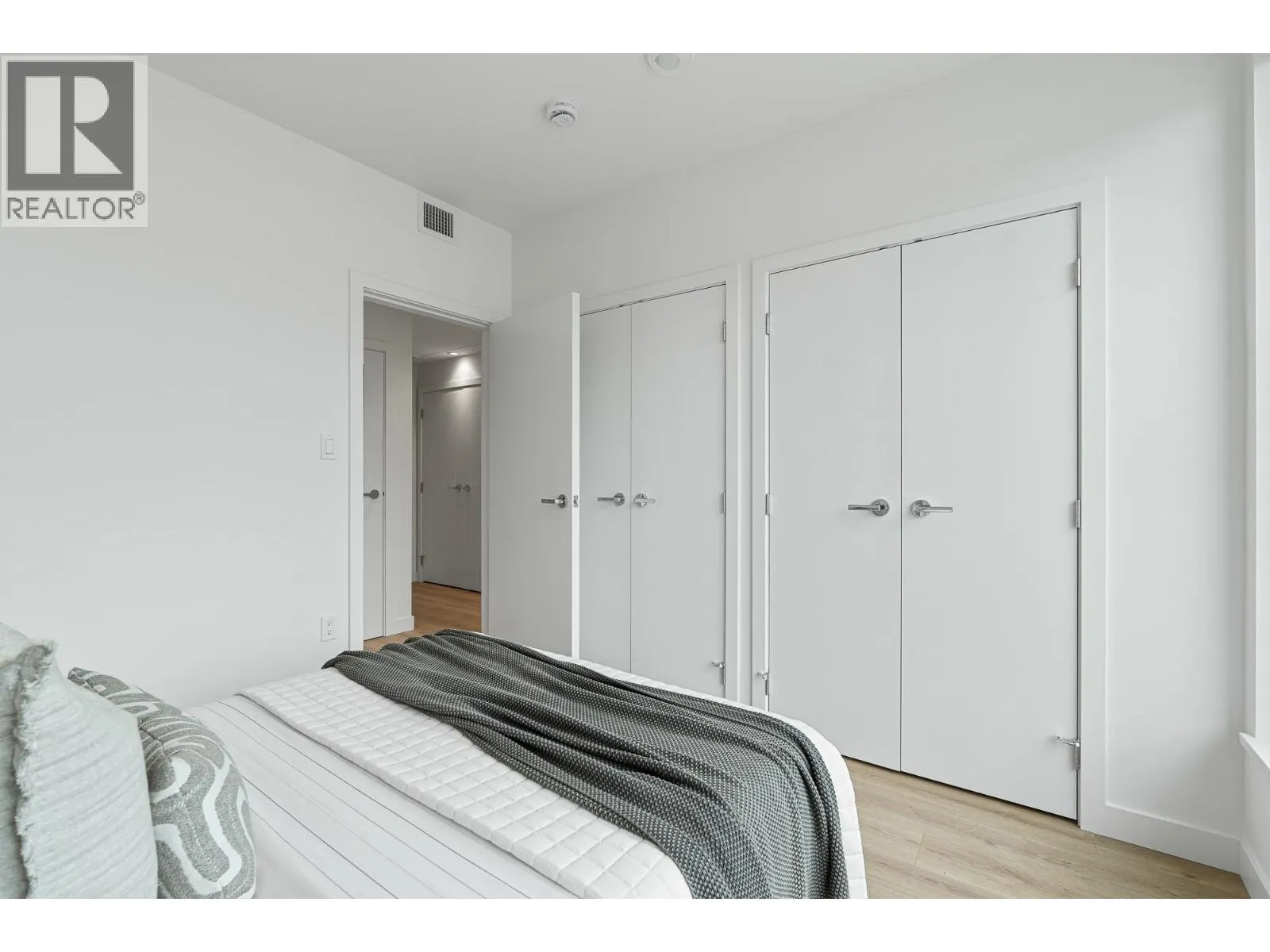 70* 755 HARBOURSIDE DRIVE