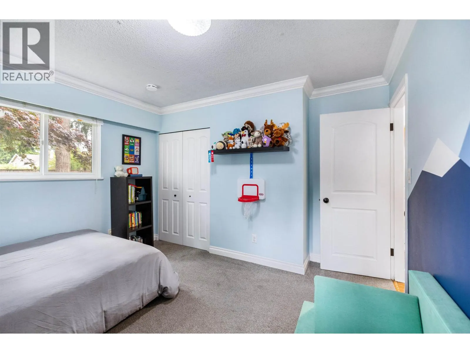 21678 MOUNTAINVIEW CRESCENT