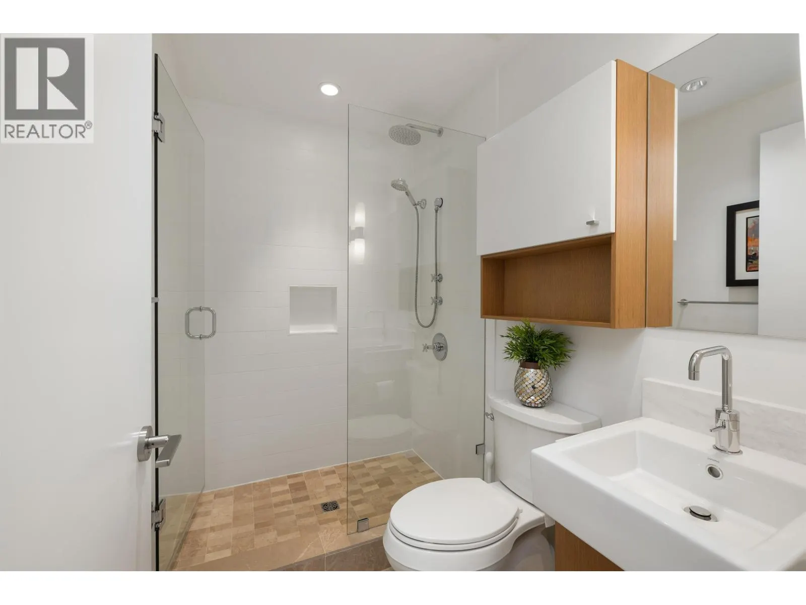 502 866 ARTHUR ERICKSON PLACE