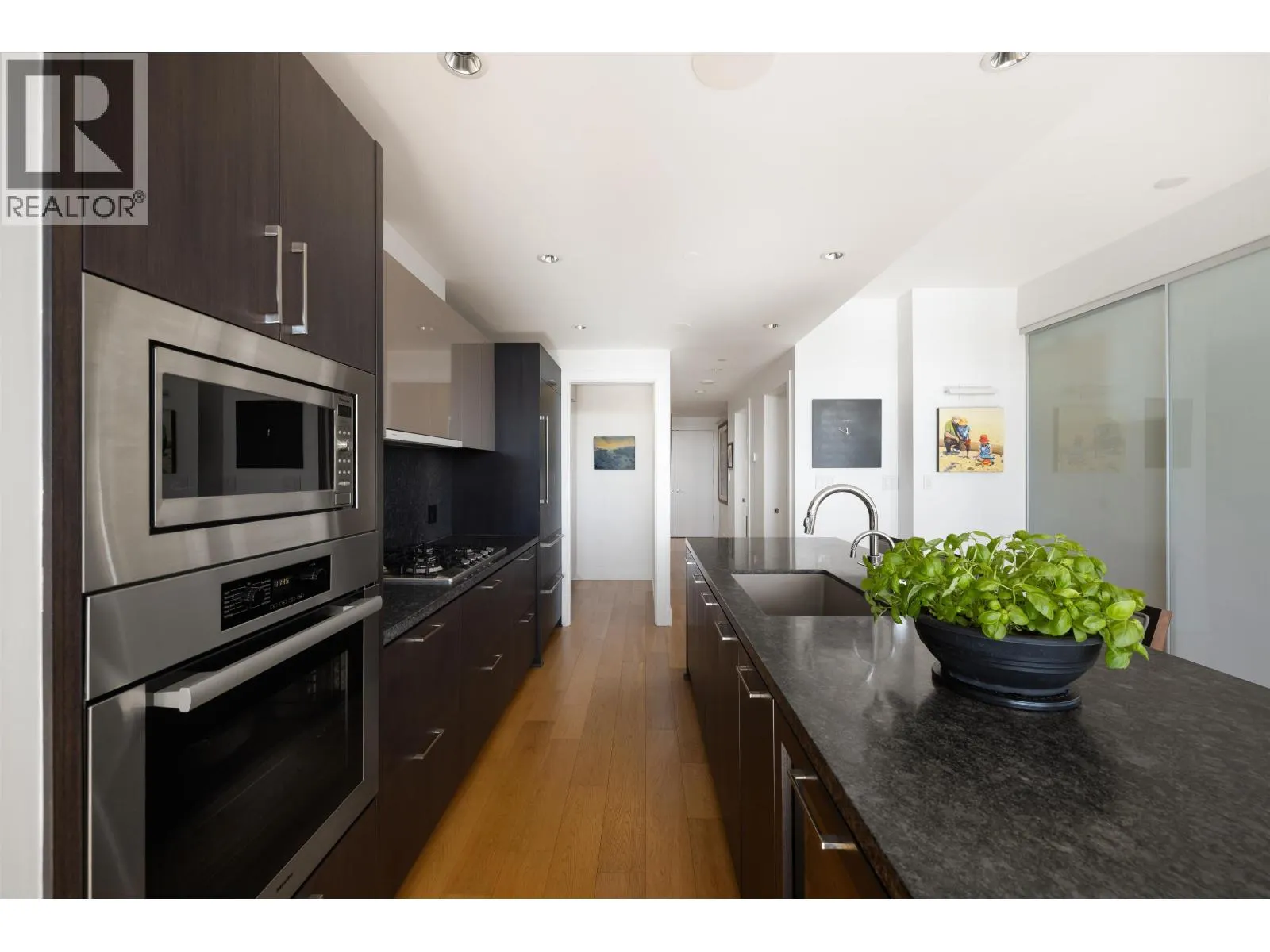 502 866 ARTHUR ERICKSON PLACE