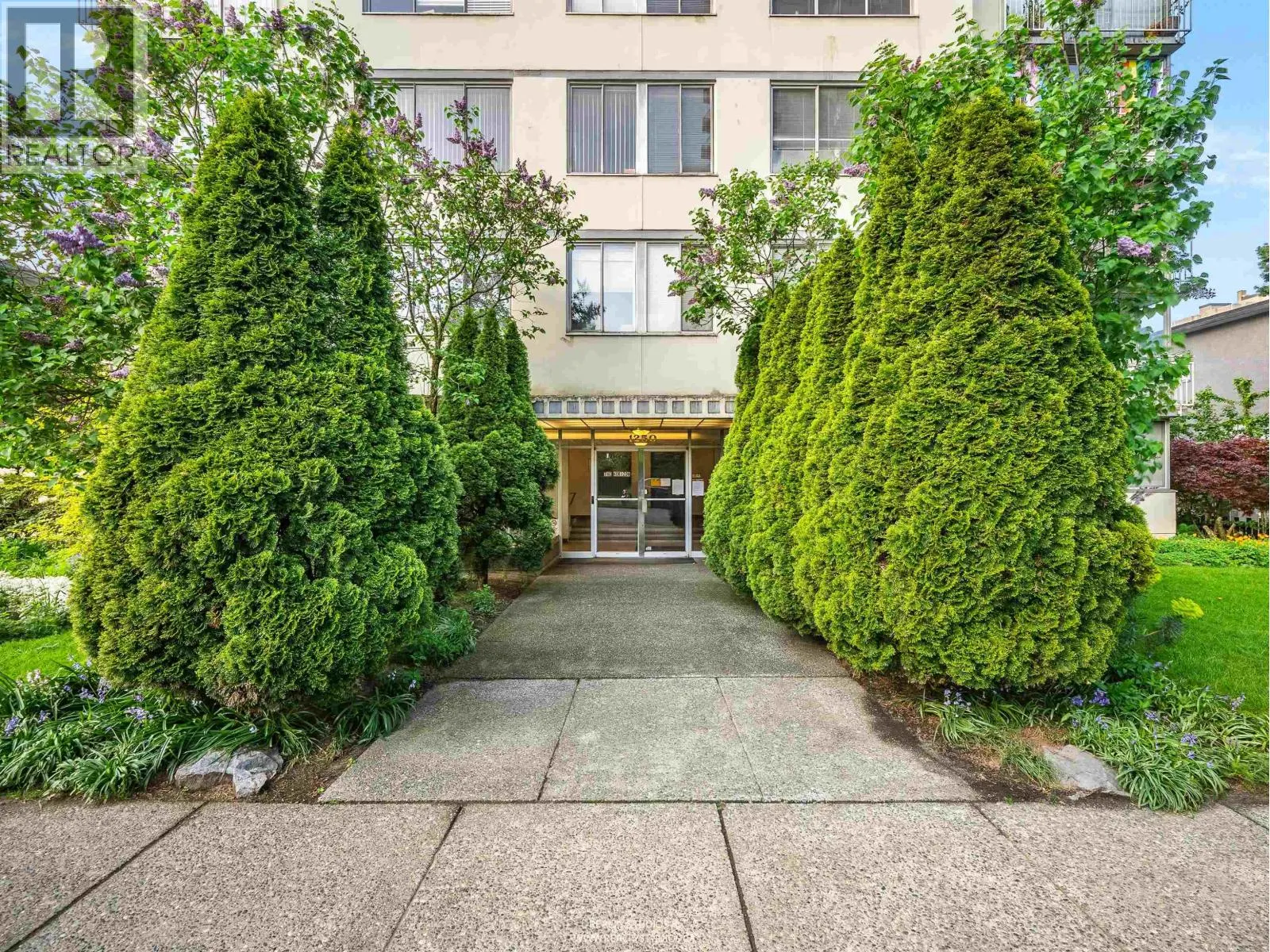 501 1250 BURNABY STREET