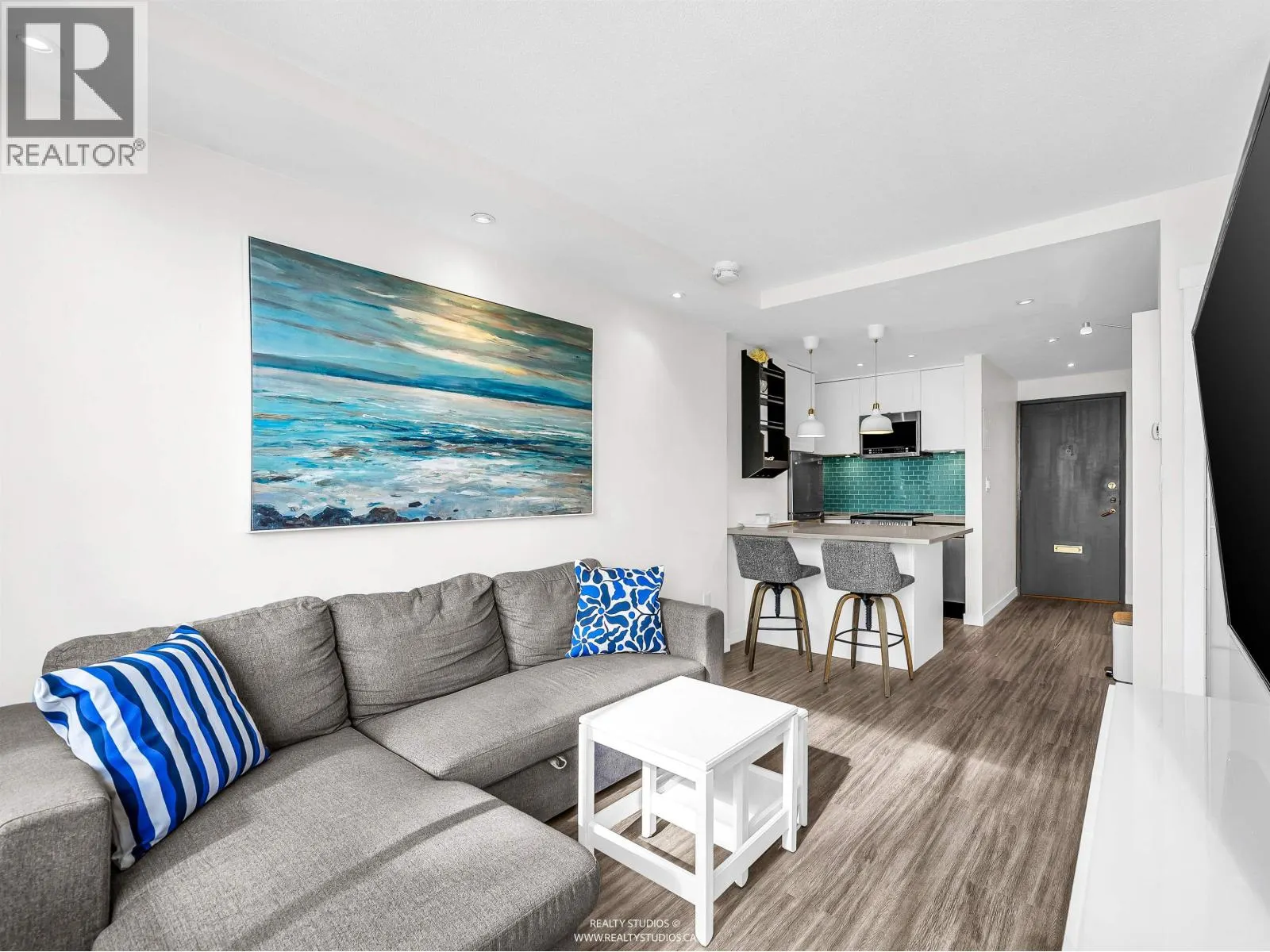 501 1250 BURNABY STREET