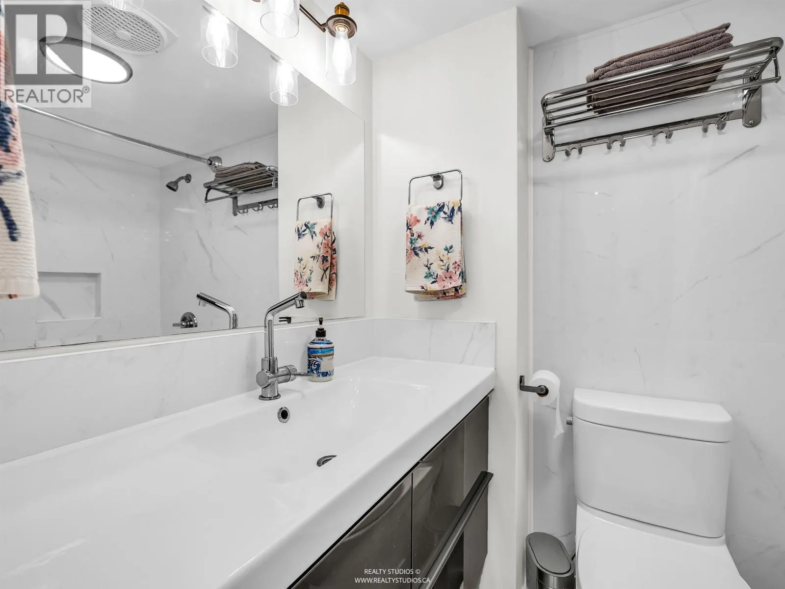 501 1250 BURNABY STREET