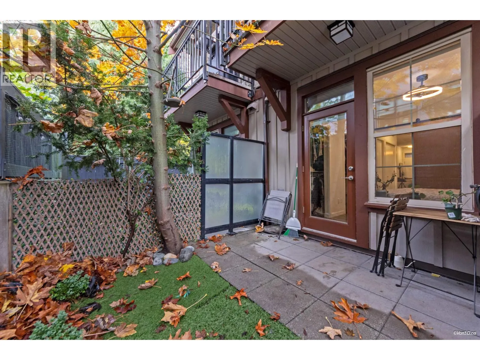 59 433 SEYMOUR RIVER PLACE