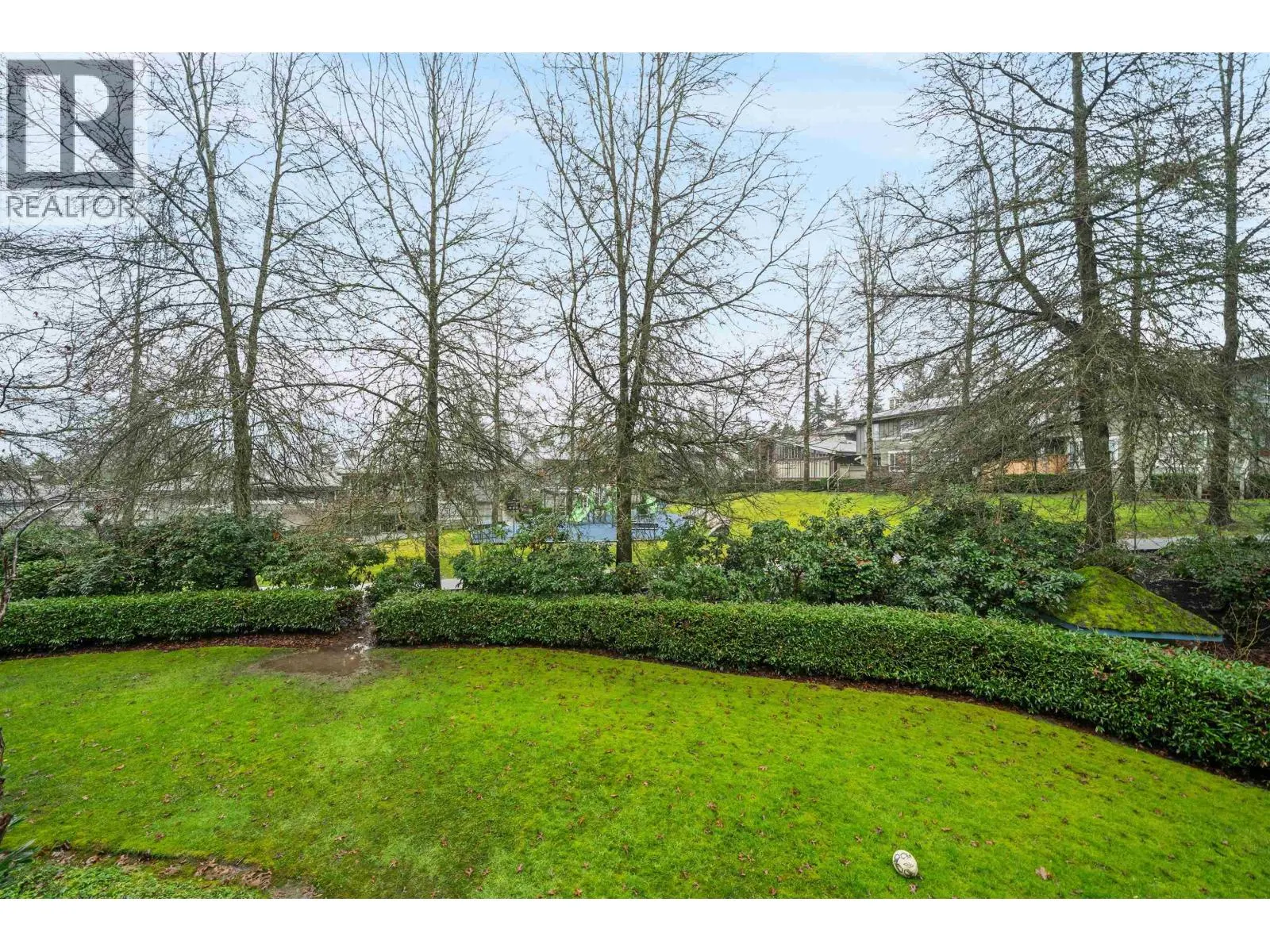 210 5281 OAKMOUNT CRESCENT