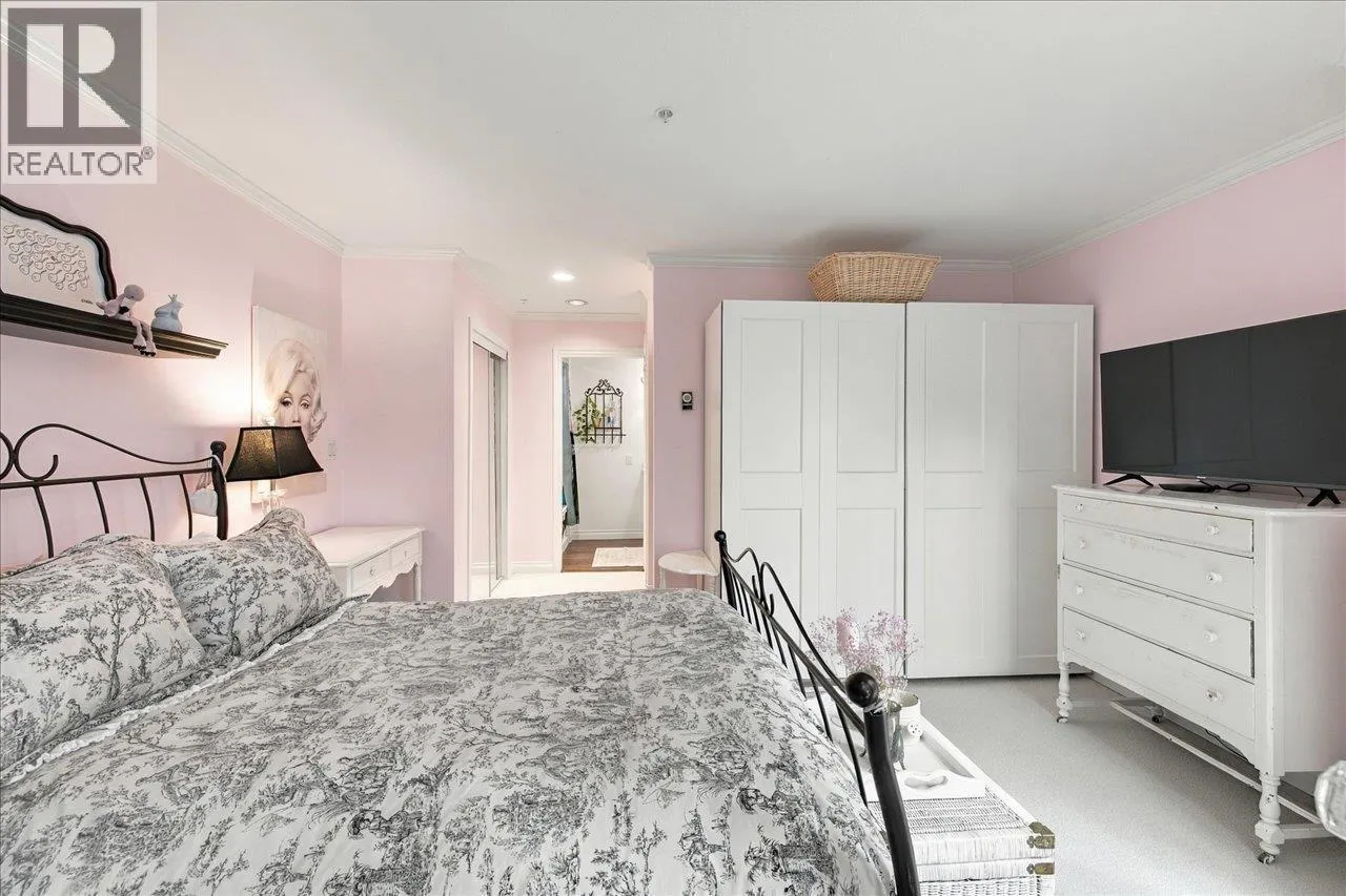 405 1502 ISLAND PARK WALK