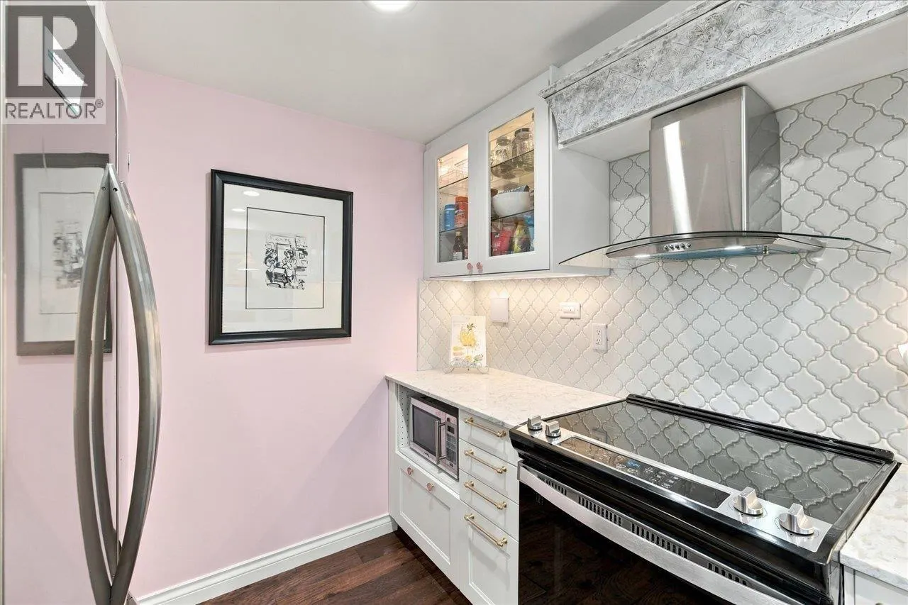 405 1502 ISLAND PARK WALK