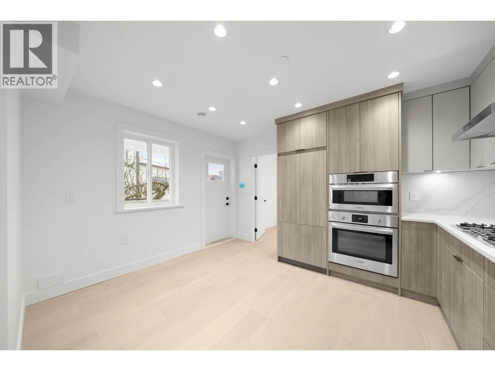 1161 KEEFER STREET