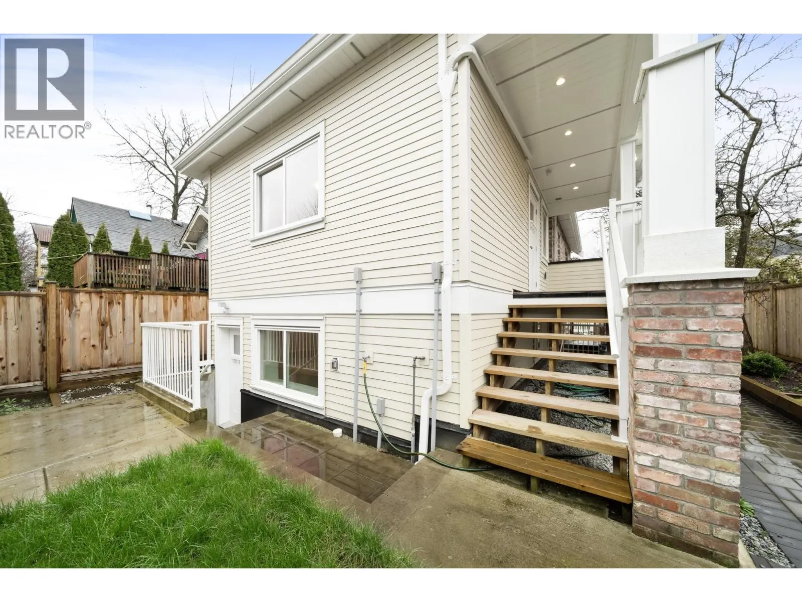 1161 KEEFER STREET