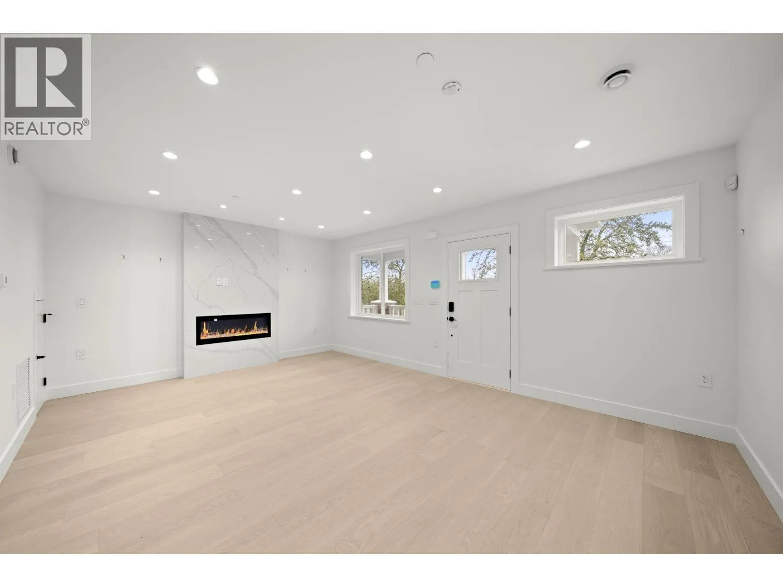 1161 KEEFER STREET