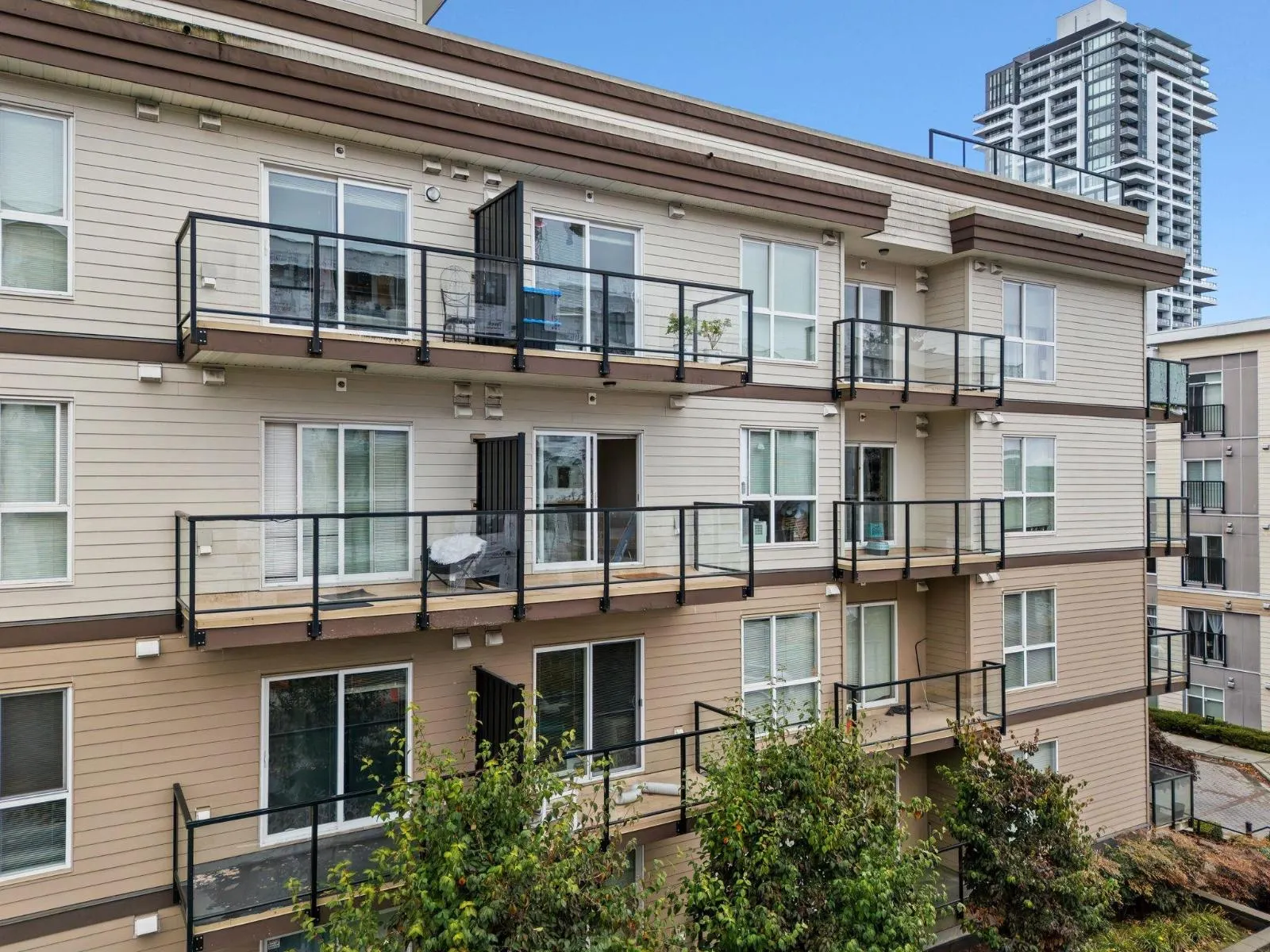 303 13768 108 AVENUE