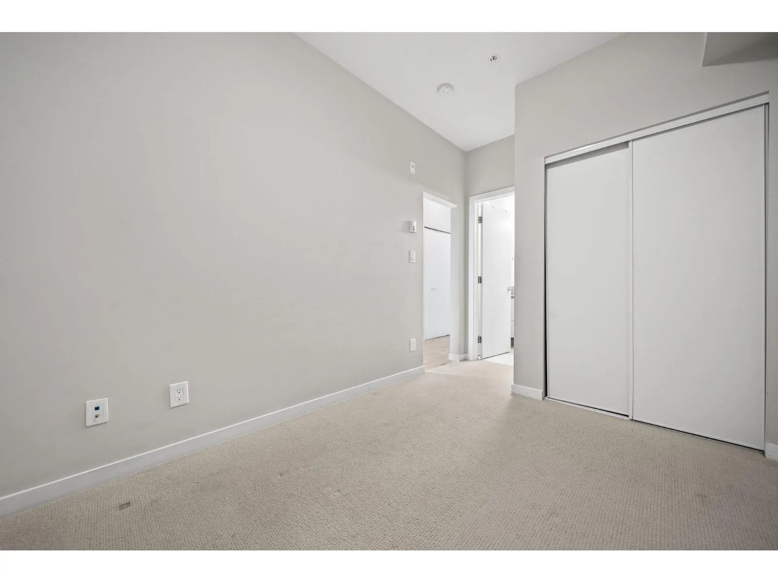 303 13768 108 AVENUE