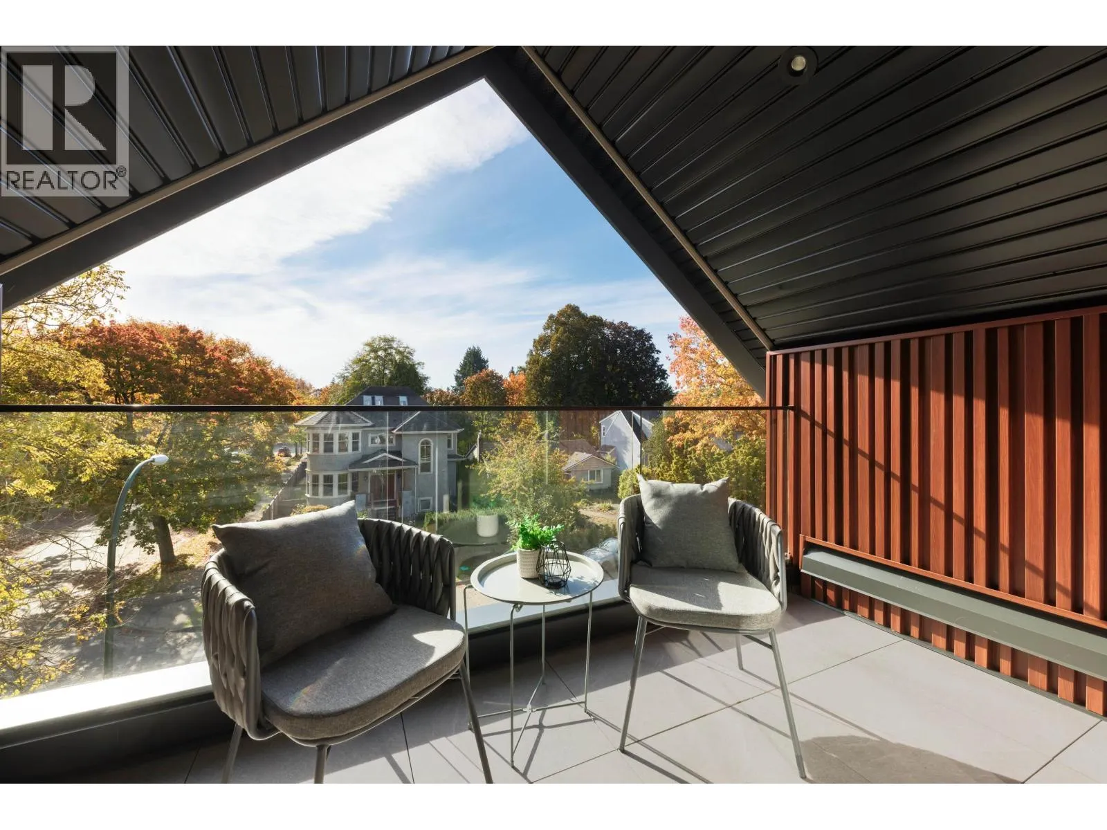 2009 W 48TH AVENUE