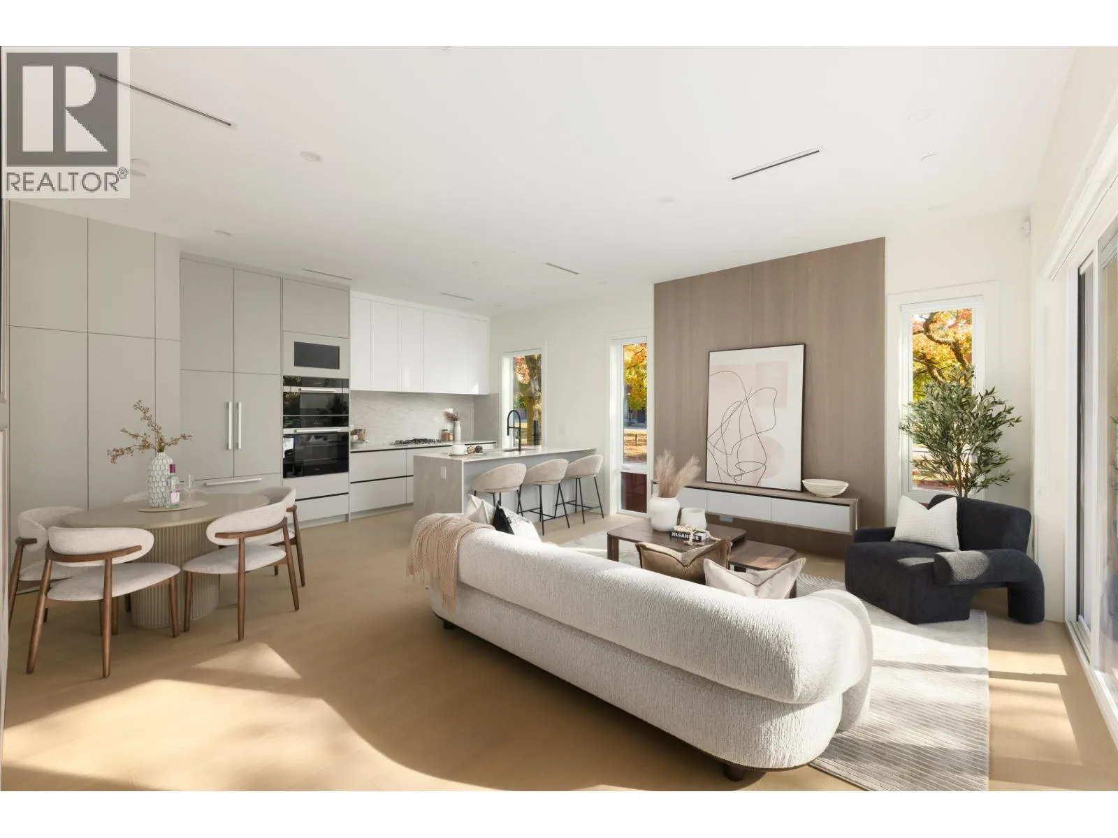 2009 W 48TH AVENUE