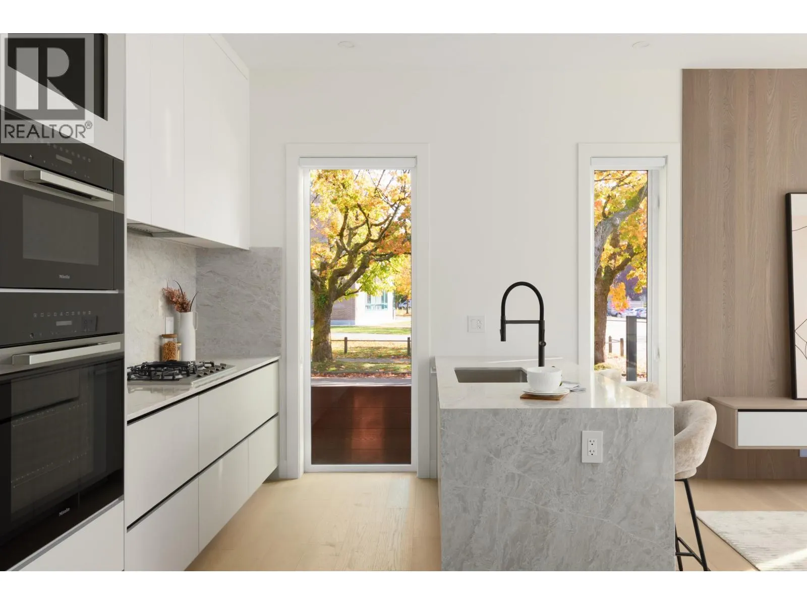 2009 W 48TH AVENUE