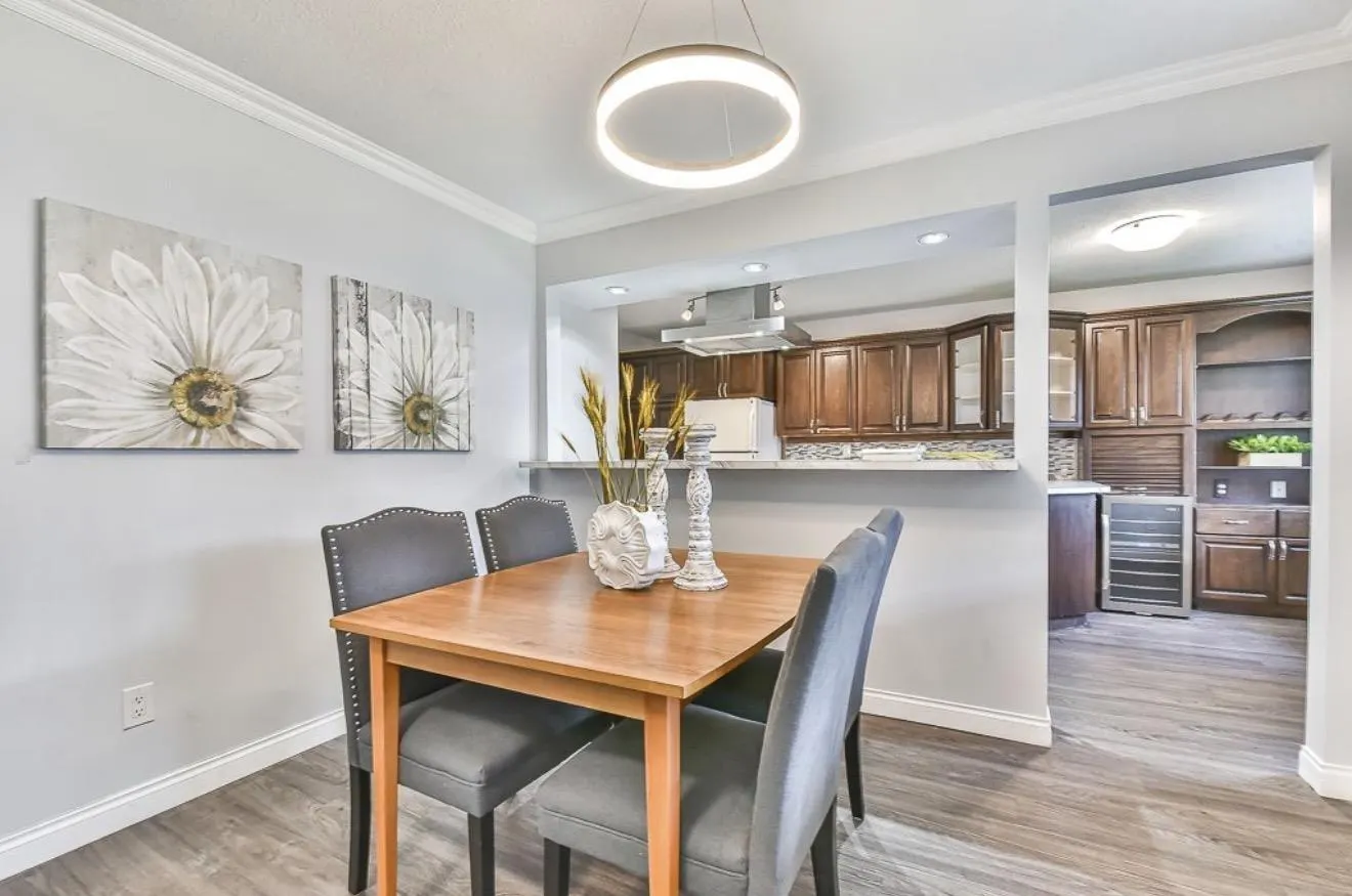 3633 BURNSIDE DRIVE