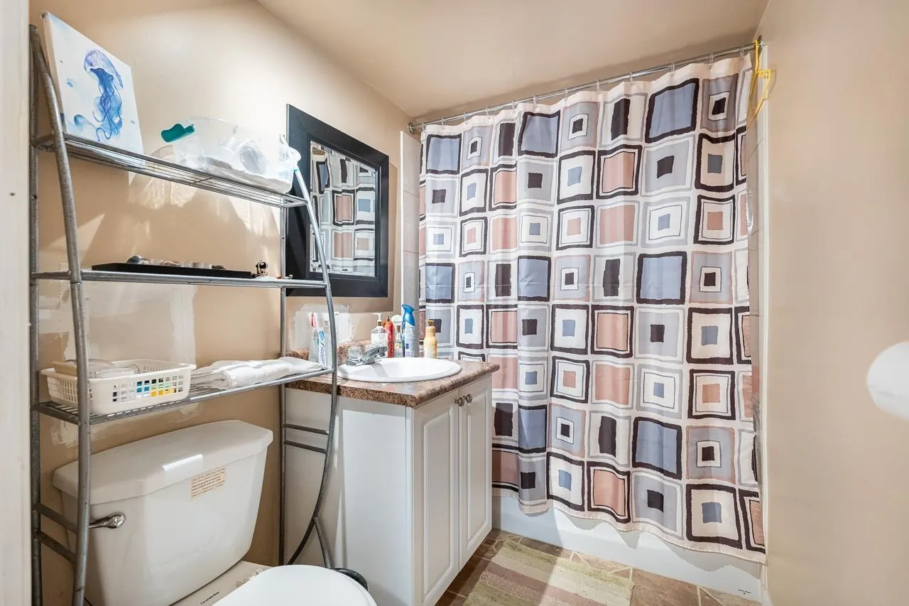 11288 135 STREET