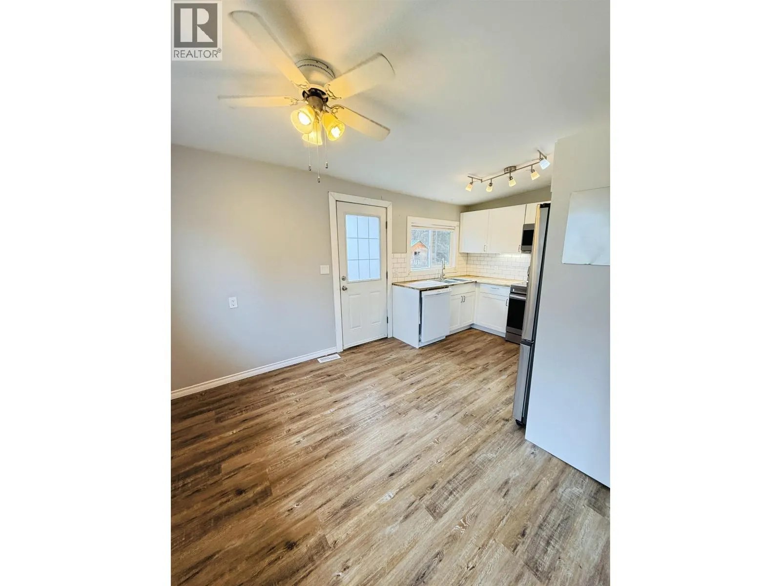 3737 HAZEL DRIVE