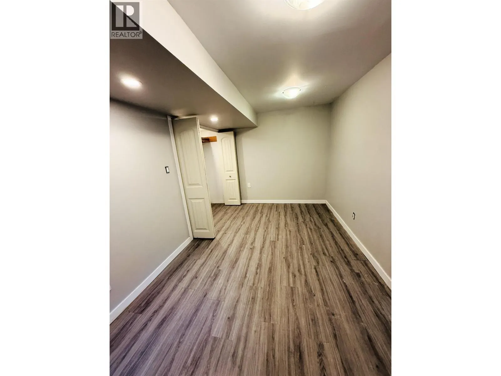 3737 HAZEL DRIVE