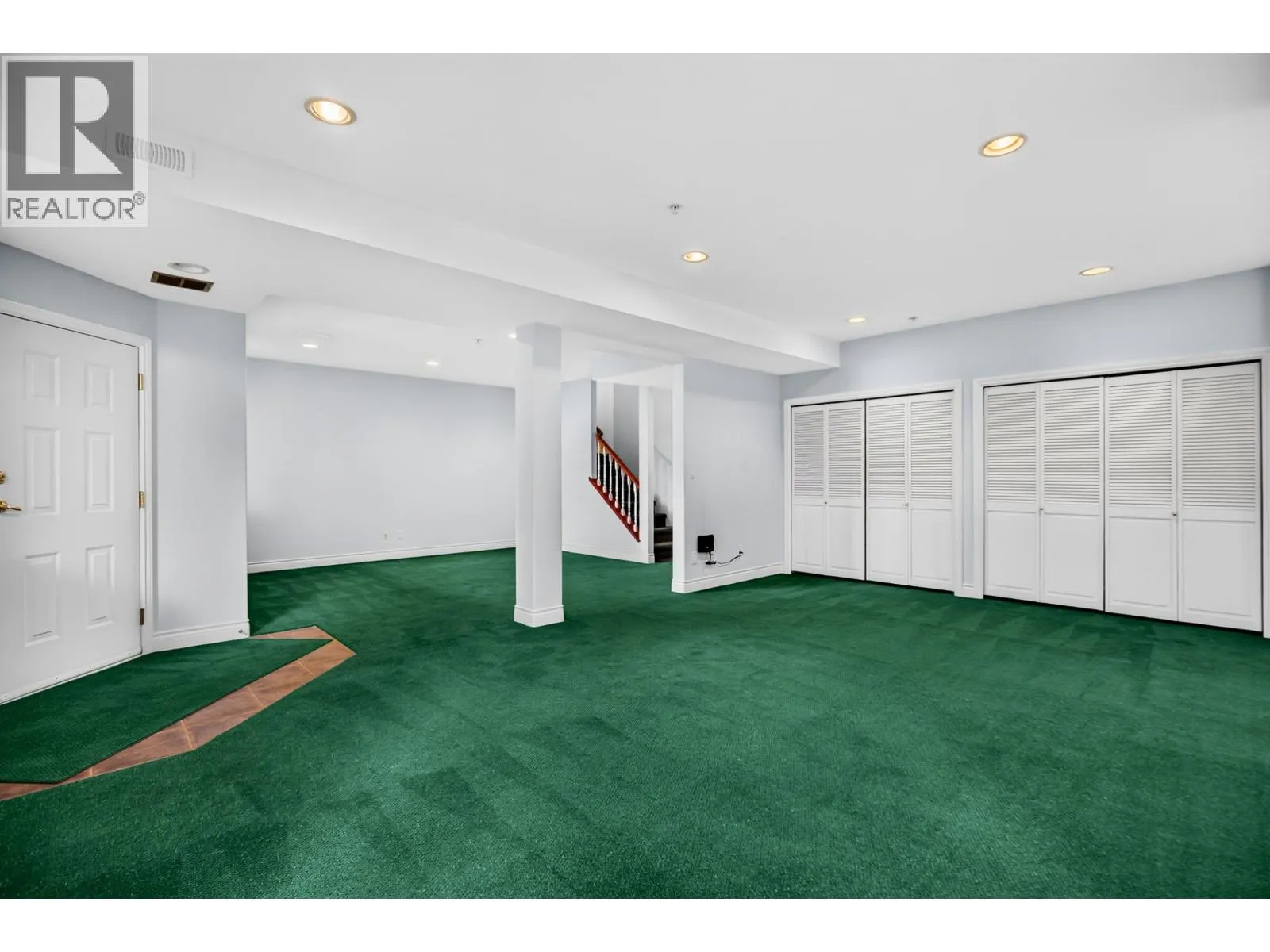 7 688 CITADEL DRIVE